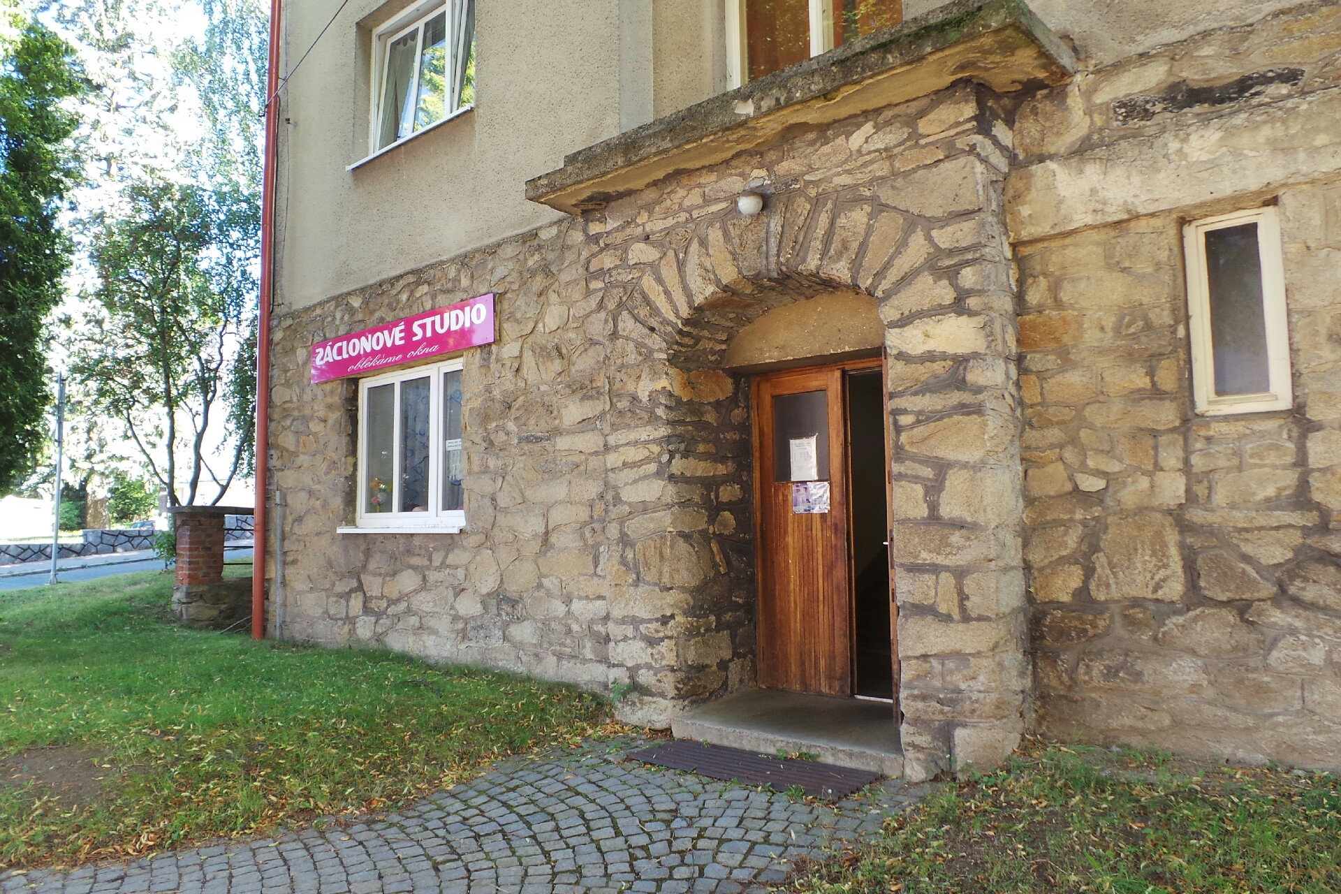 Záclonové studio Oblékáme Okna - Jarmila Zvolánková