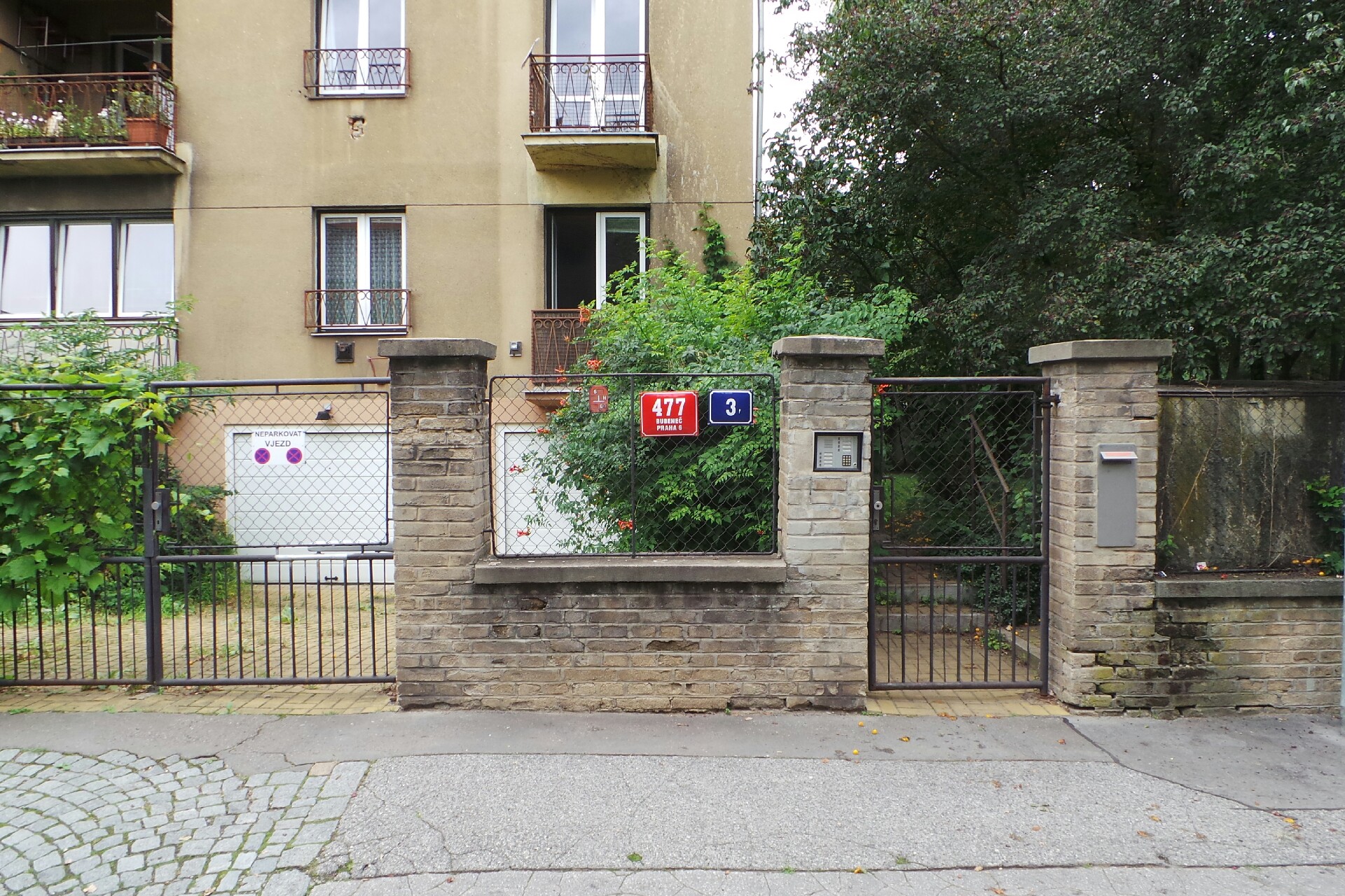 Dance Productions, s.r.o.