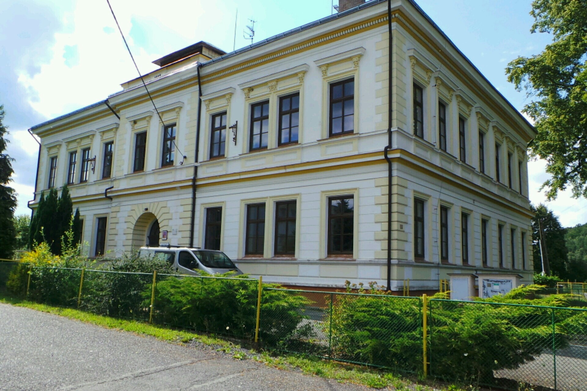 ZŠ a MŠ Bílý Kostel nad Nisou