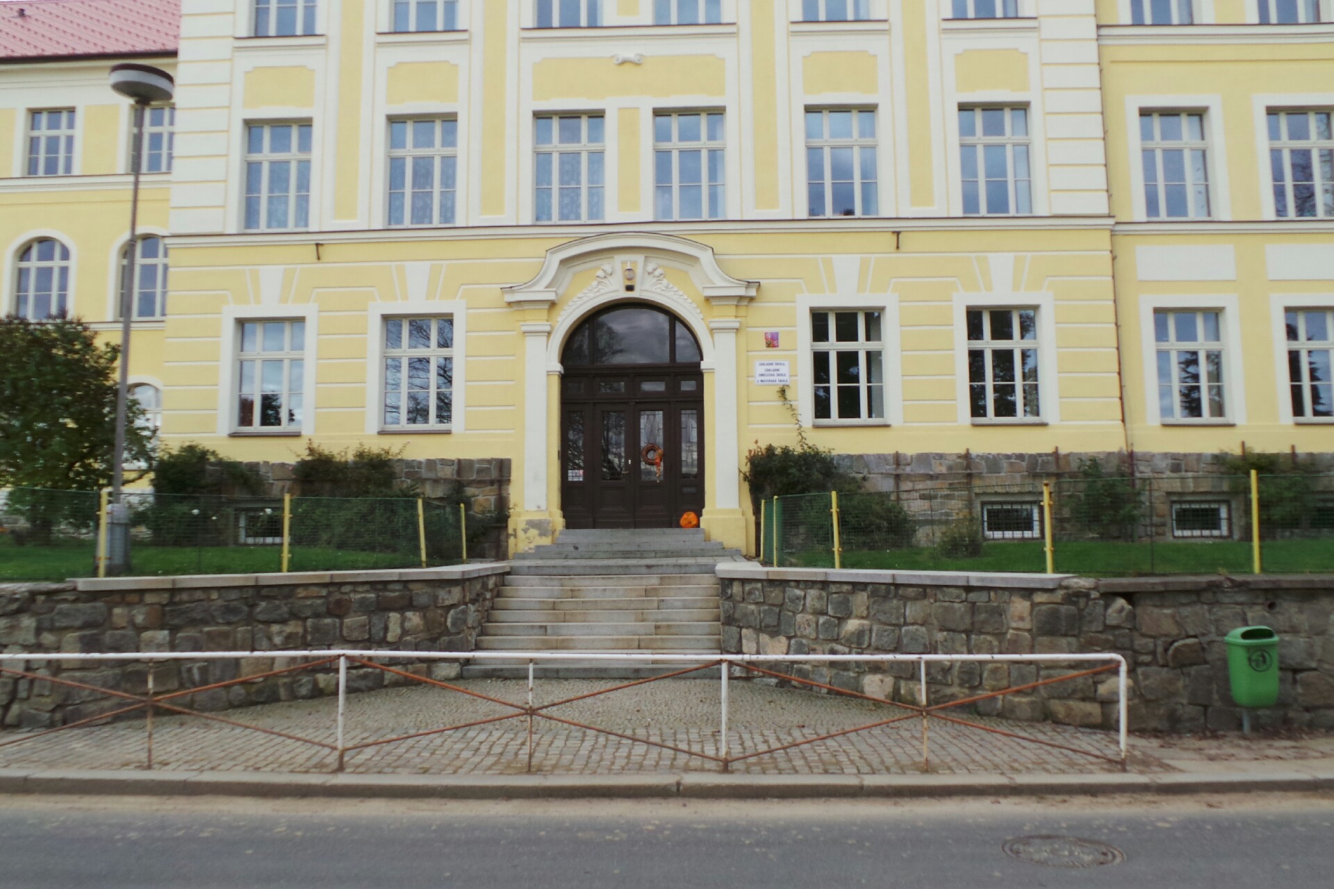 Základní škola, Základní umělecká škola a Mateřská škola Kašperské Hory, příspěvková organizace