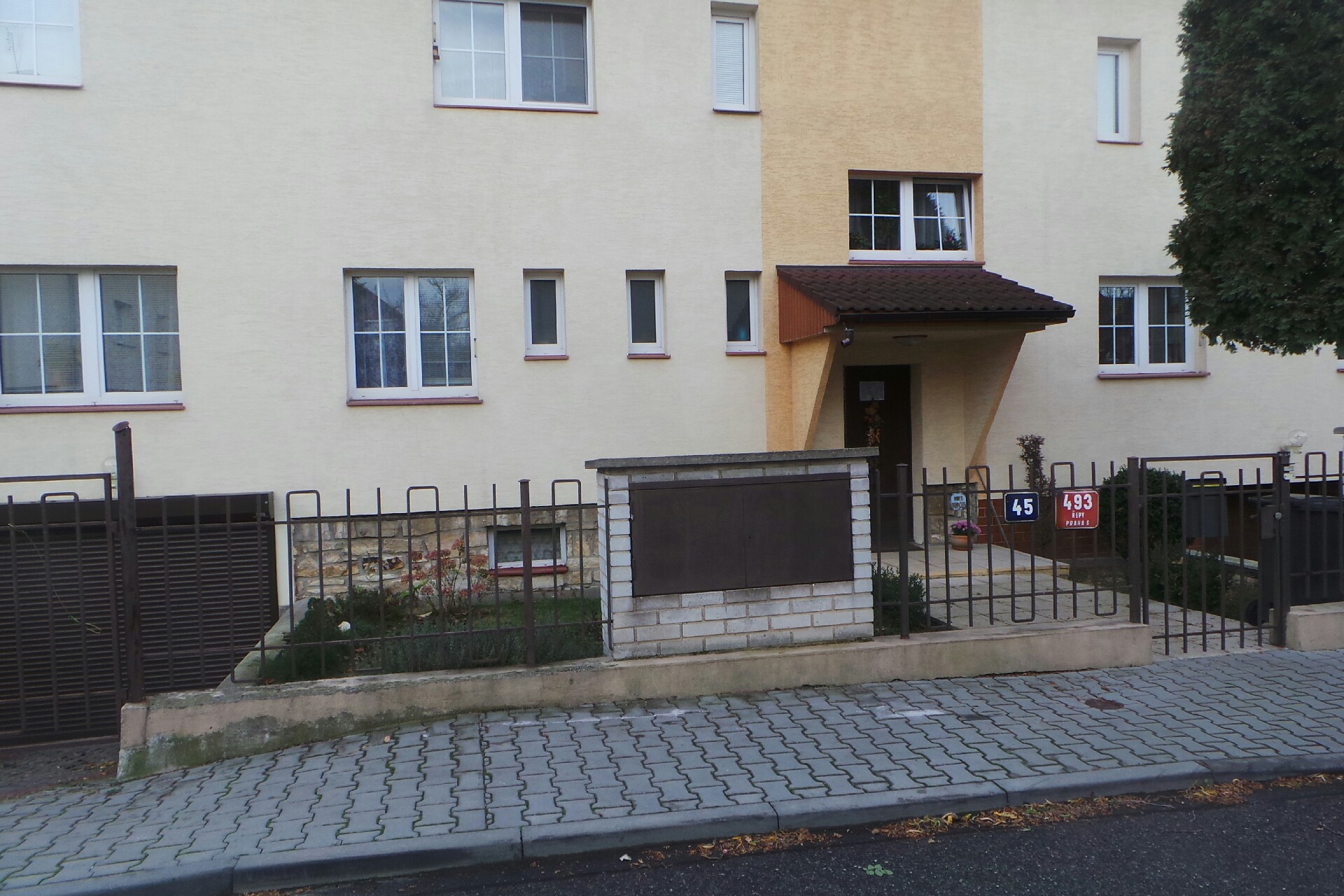 Centrum Tuleň, s.r.o.