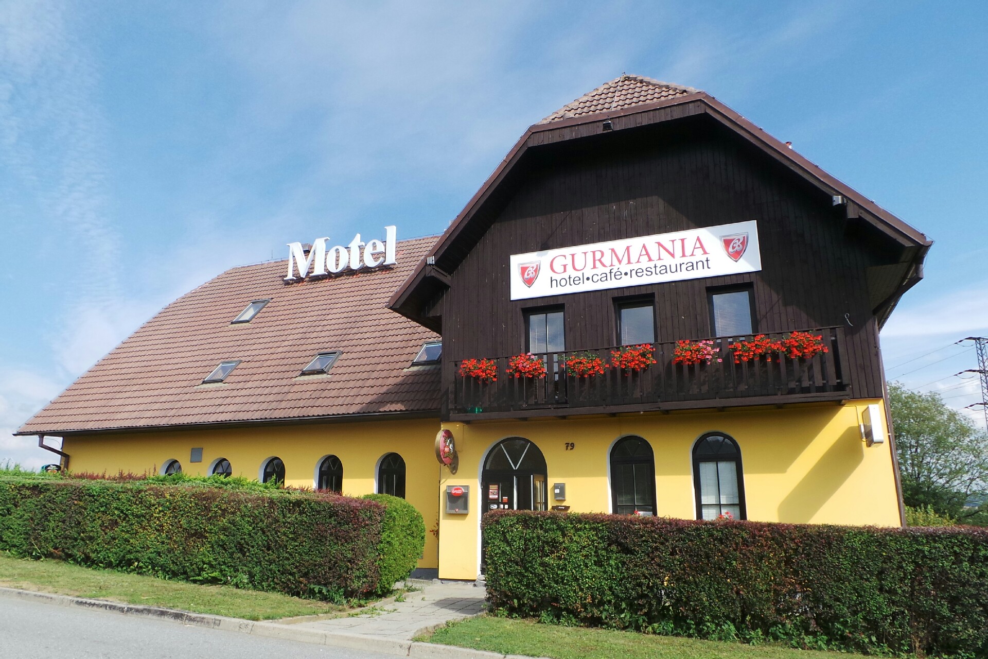 Gurmania Hotel