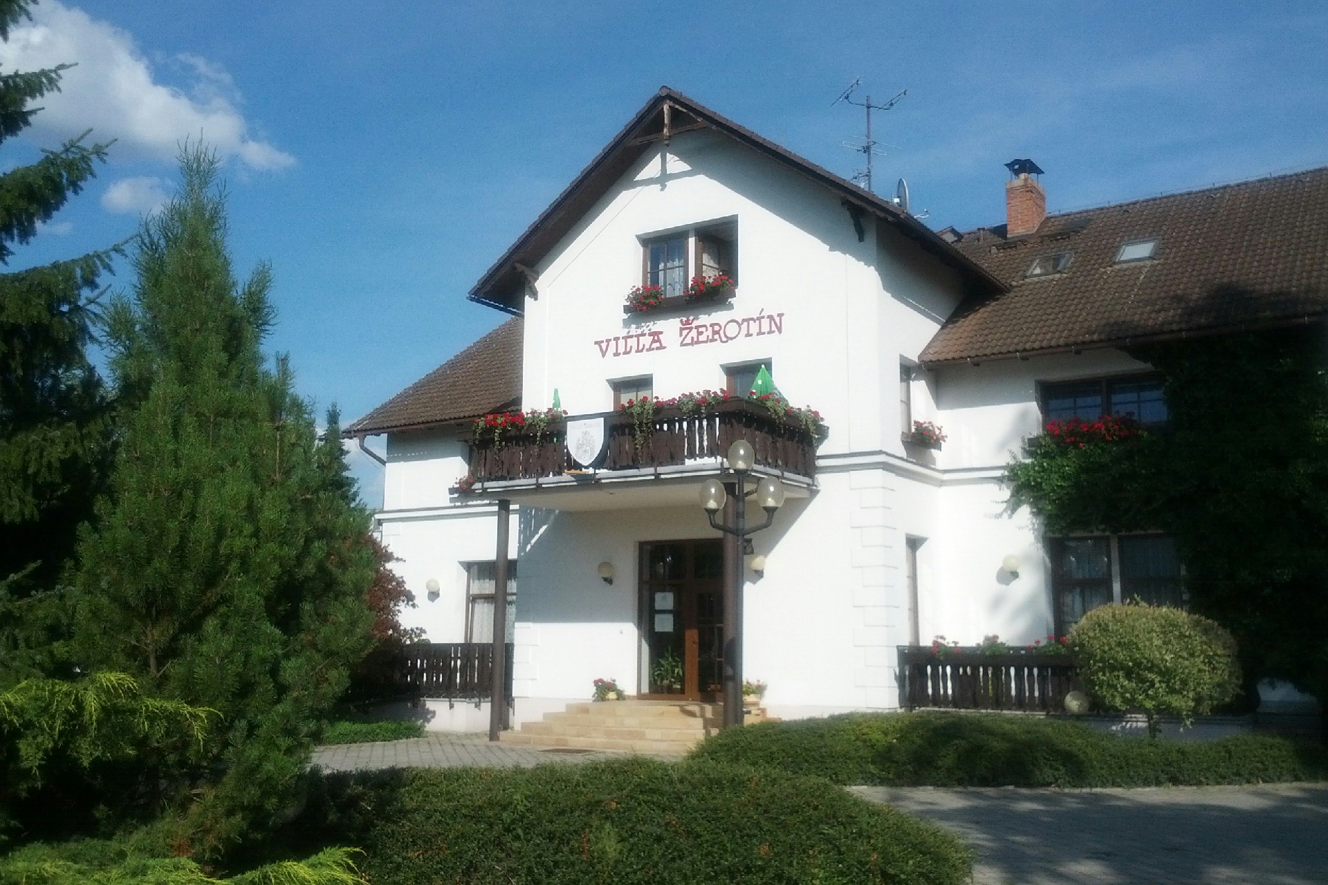 Villa Žerotín Penzion Bed & Breakfast