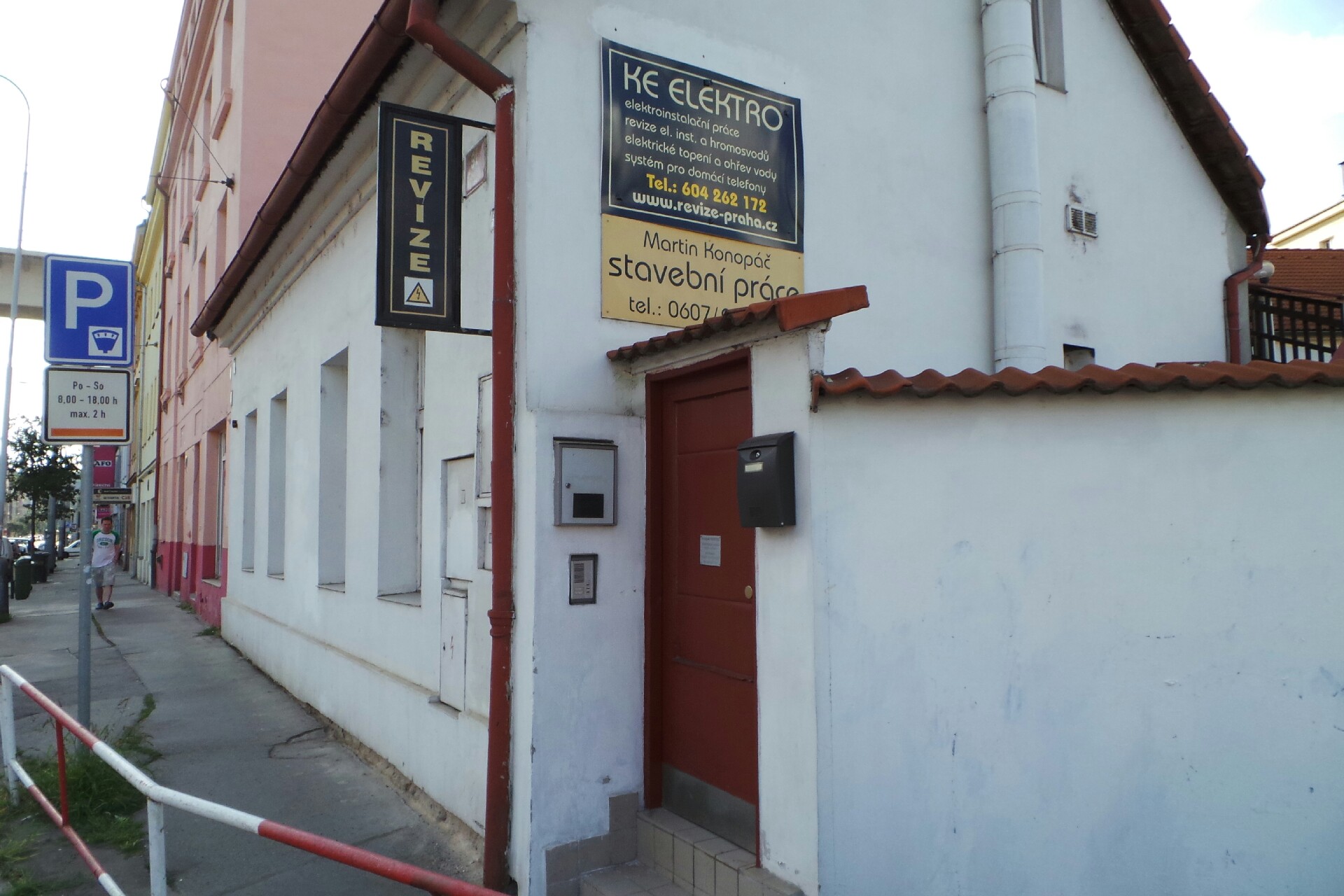 Tomáš Konopáč ELEKTROTECHNIK