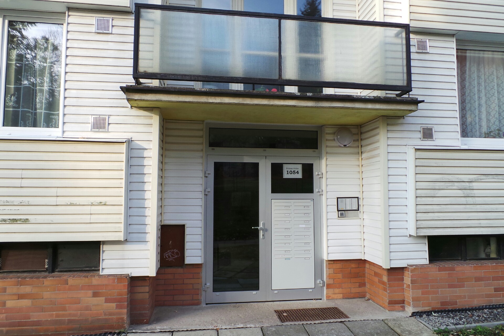 Mgr. Zuzana Tesařová