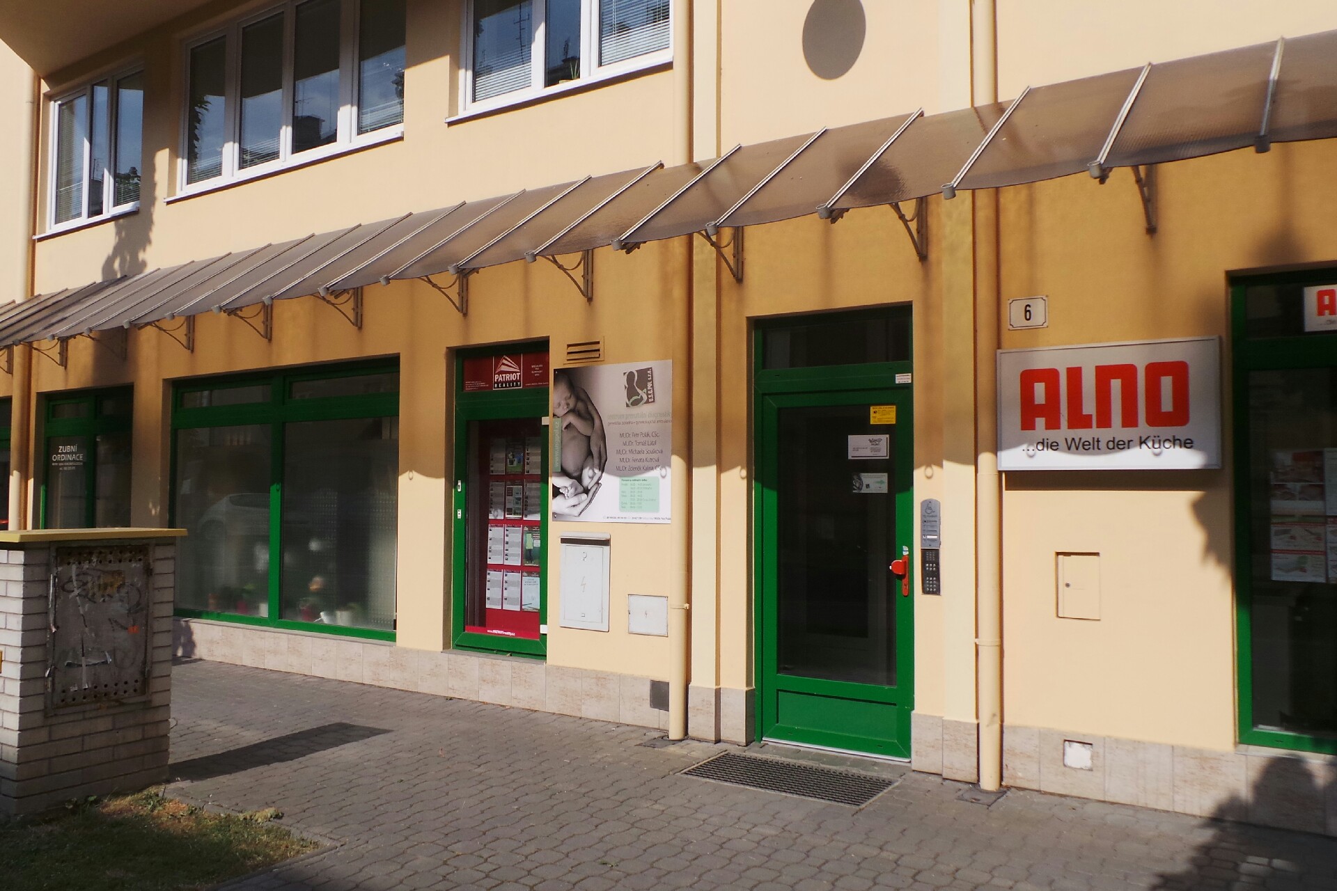 MUDr. Sylva Vlachopulosová