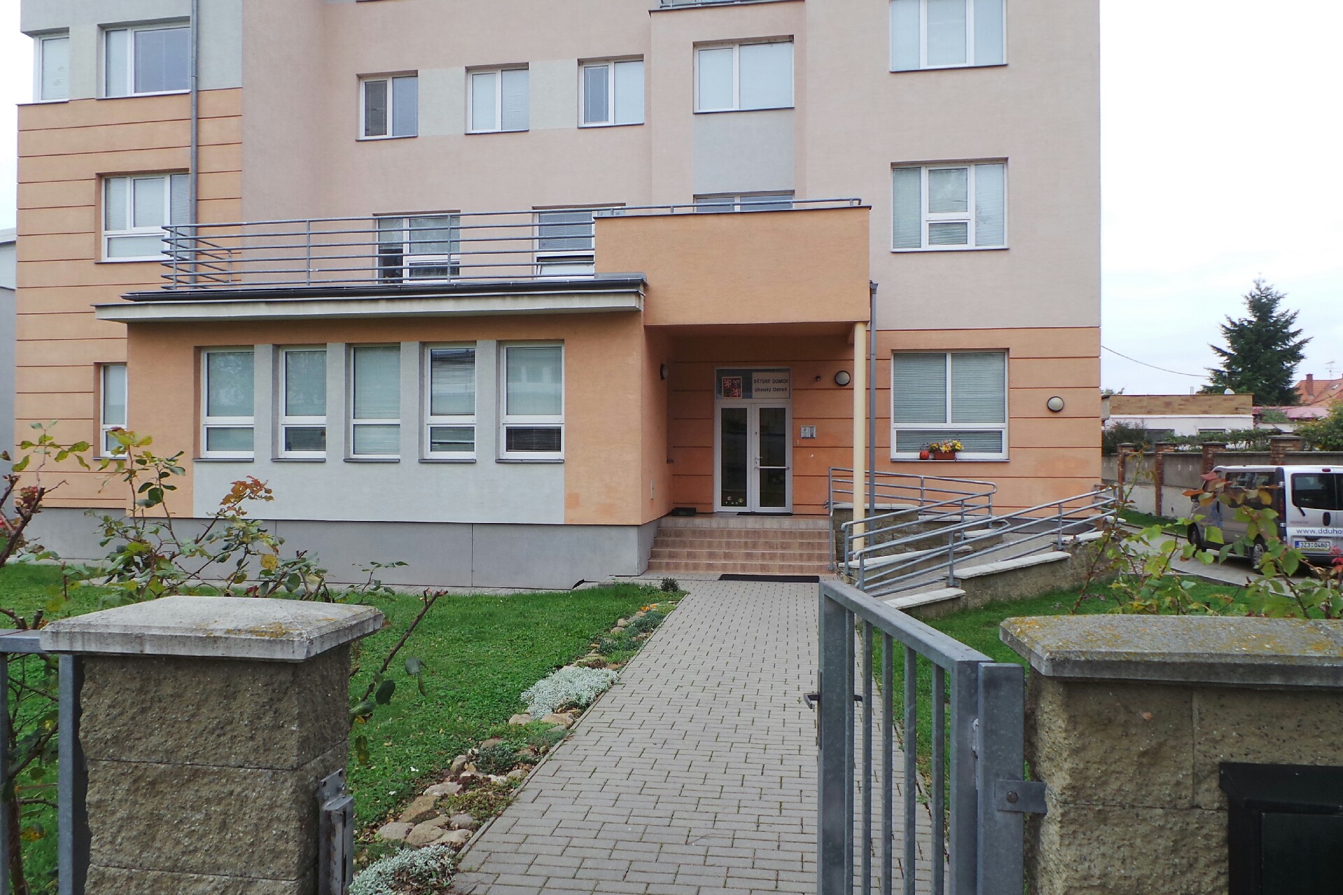 Dětský domov Uherský Ostroh foto 1