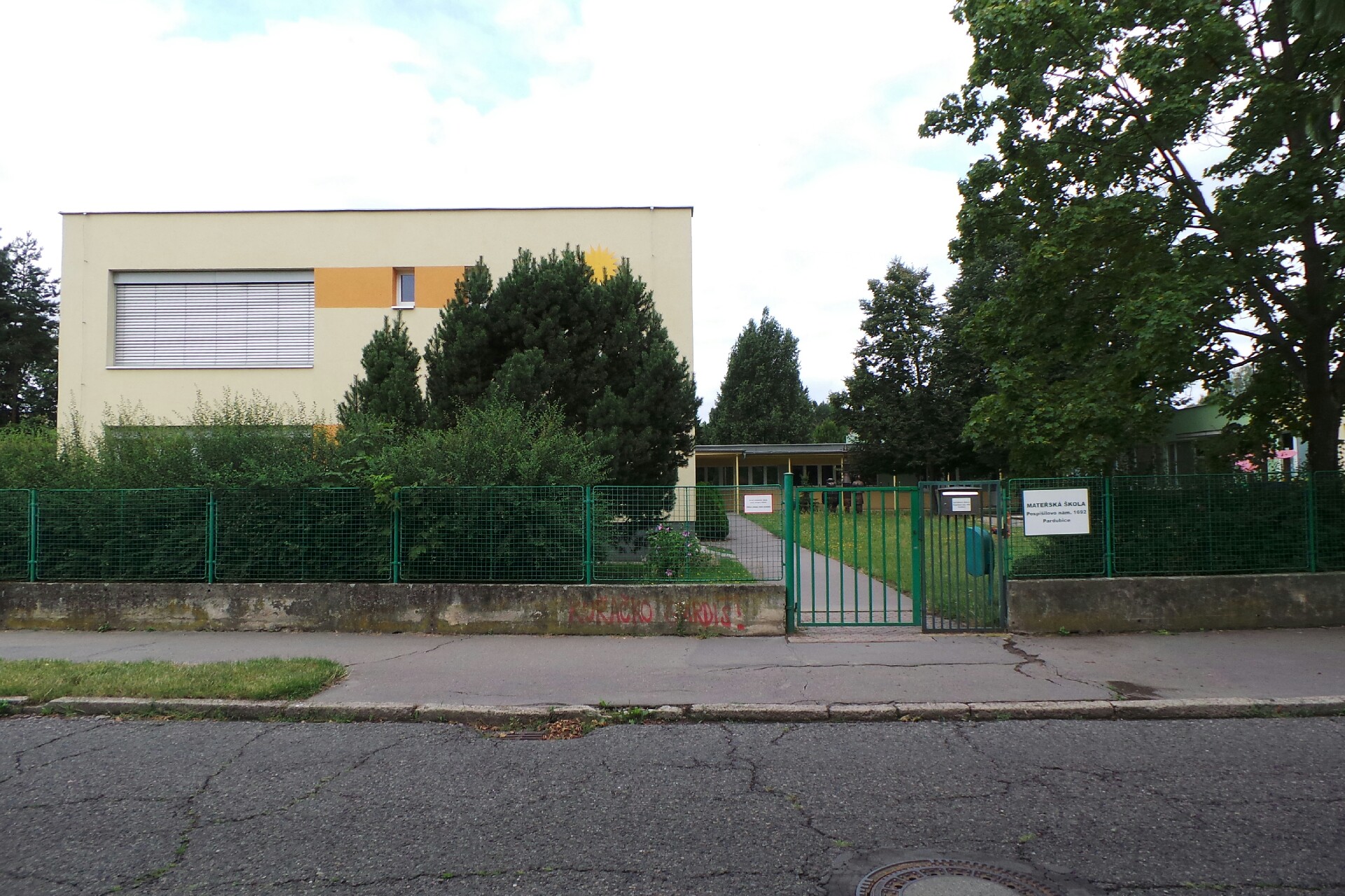 MŠ Pardubice, Pospíšilovo náměstí