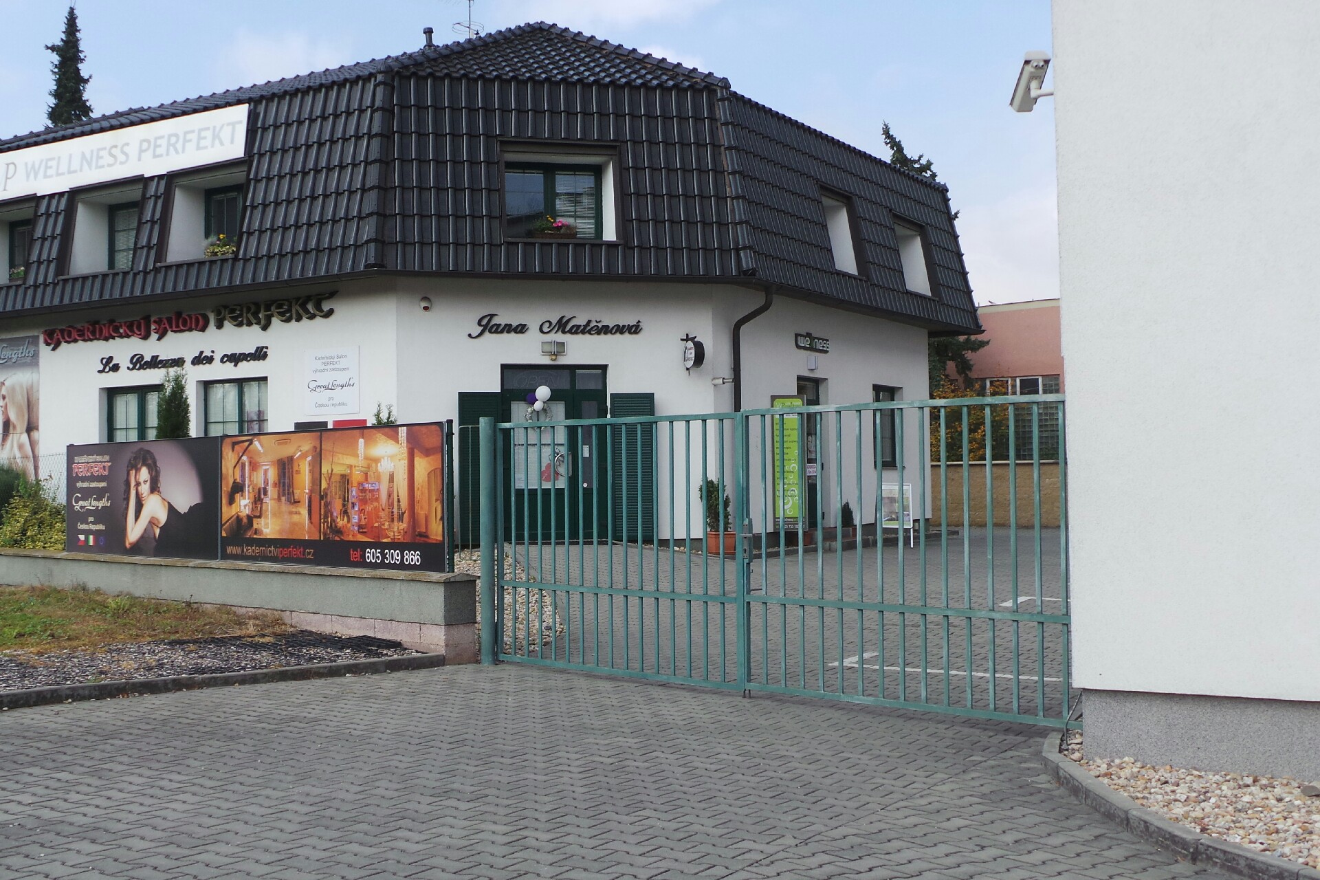 KADEŘNICKÝ SALON PERFEKT