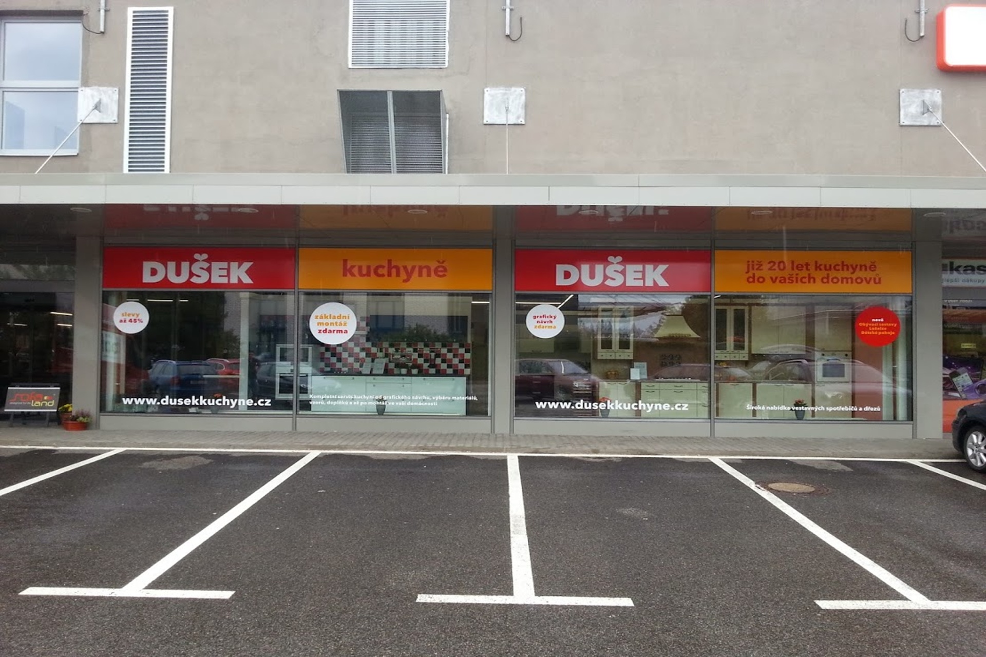 DUŠEK kuchyňské studio