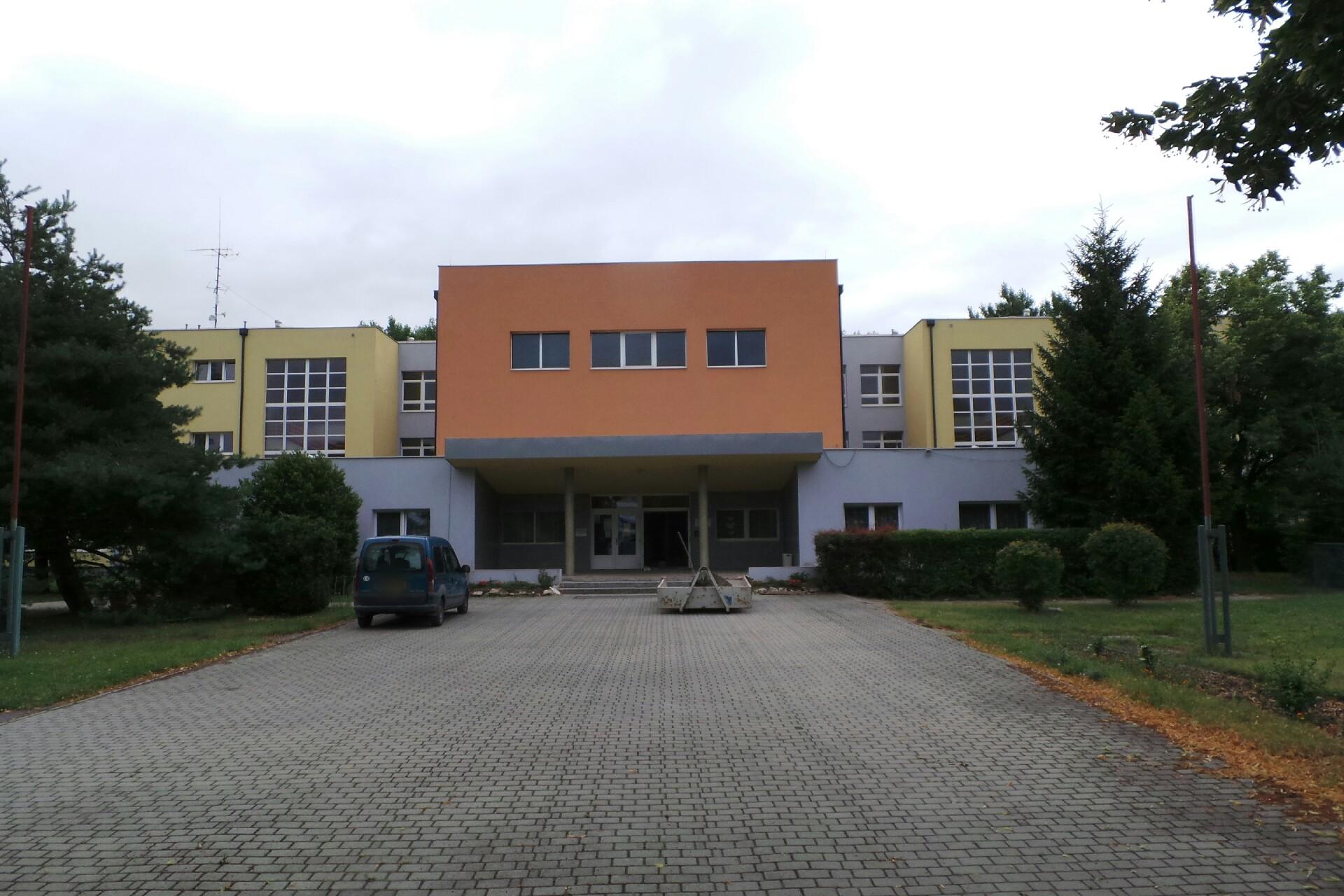 ZŠ a MŠ Kralupy nad Vltavou, Třebízského