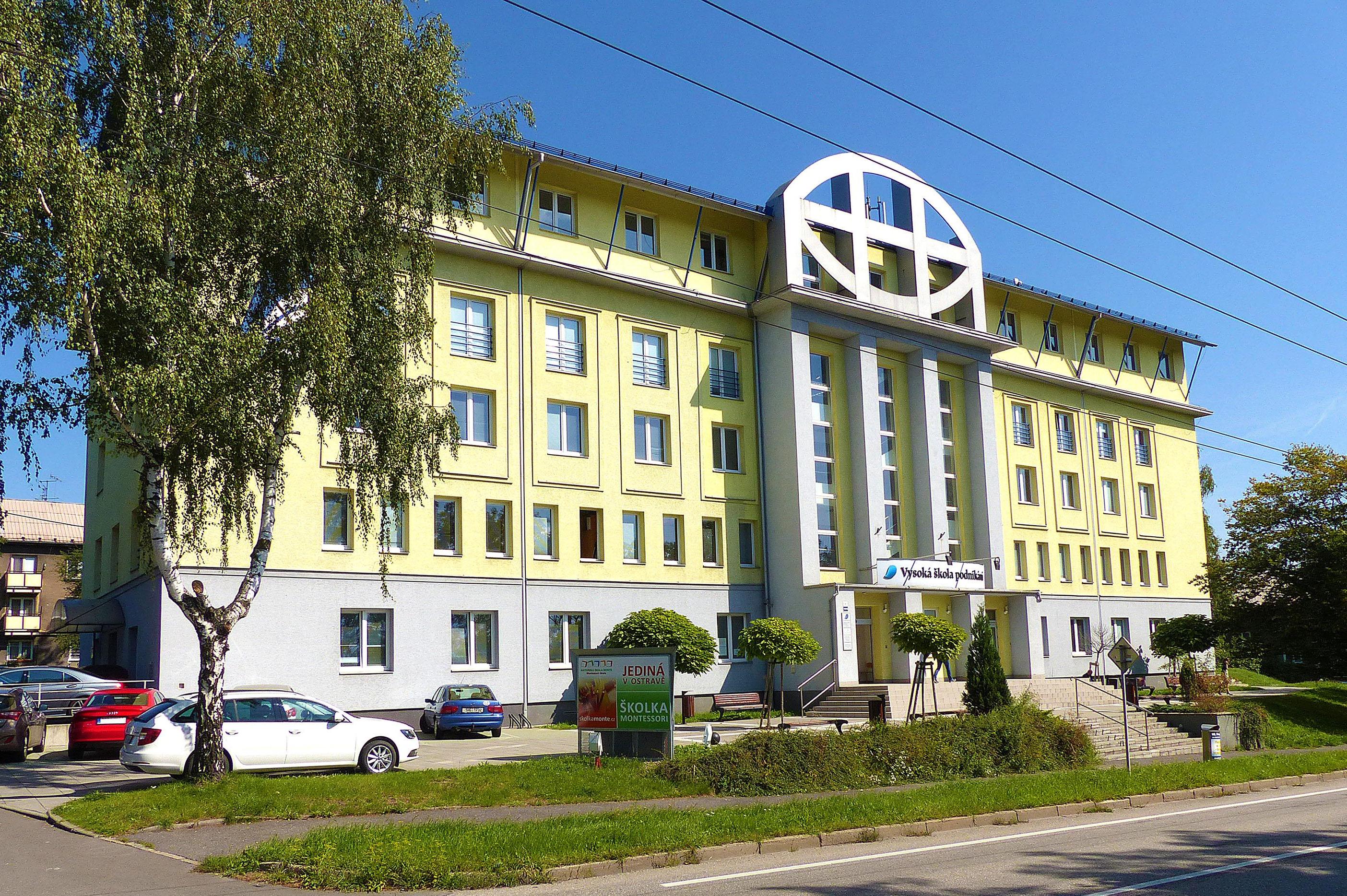 Panevropská univerzita, a.s. foto 4