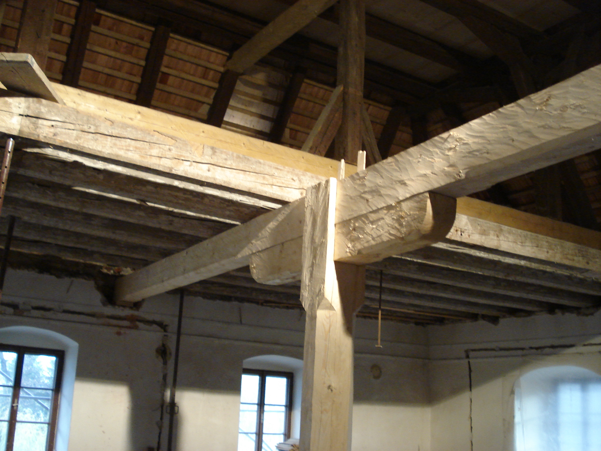 Miloš Holinka - pískování a impregnace dřeva foto 6