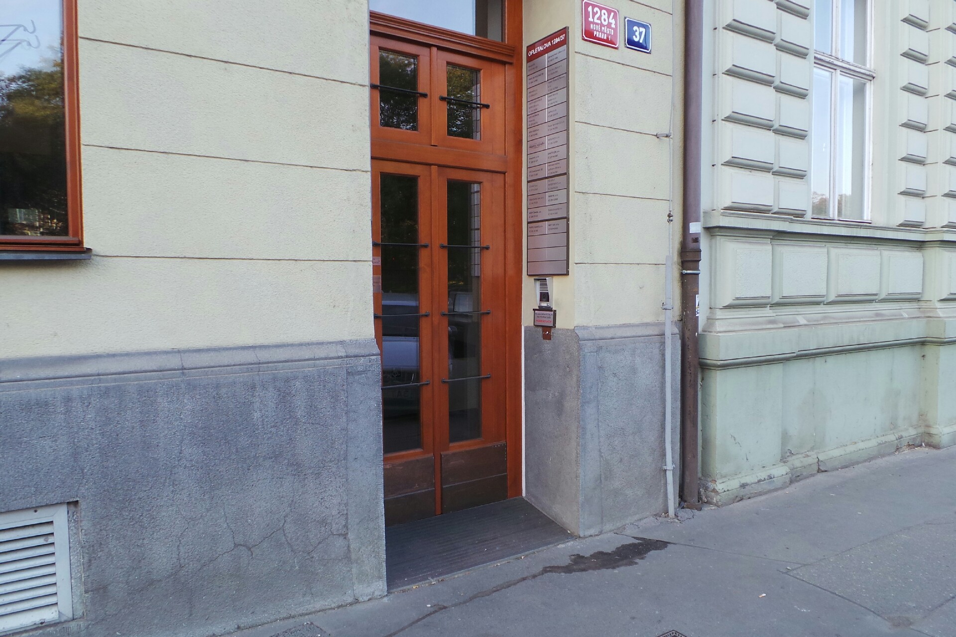 Žáruvzdorný materiál - SEEIF Ceramic