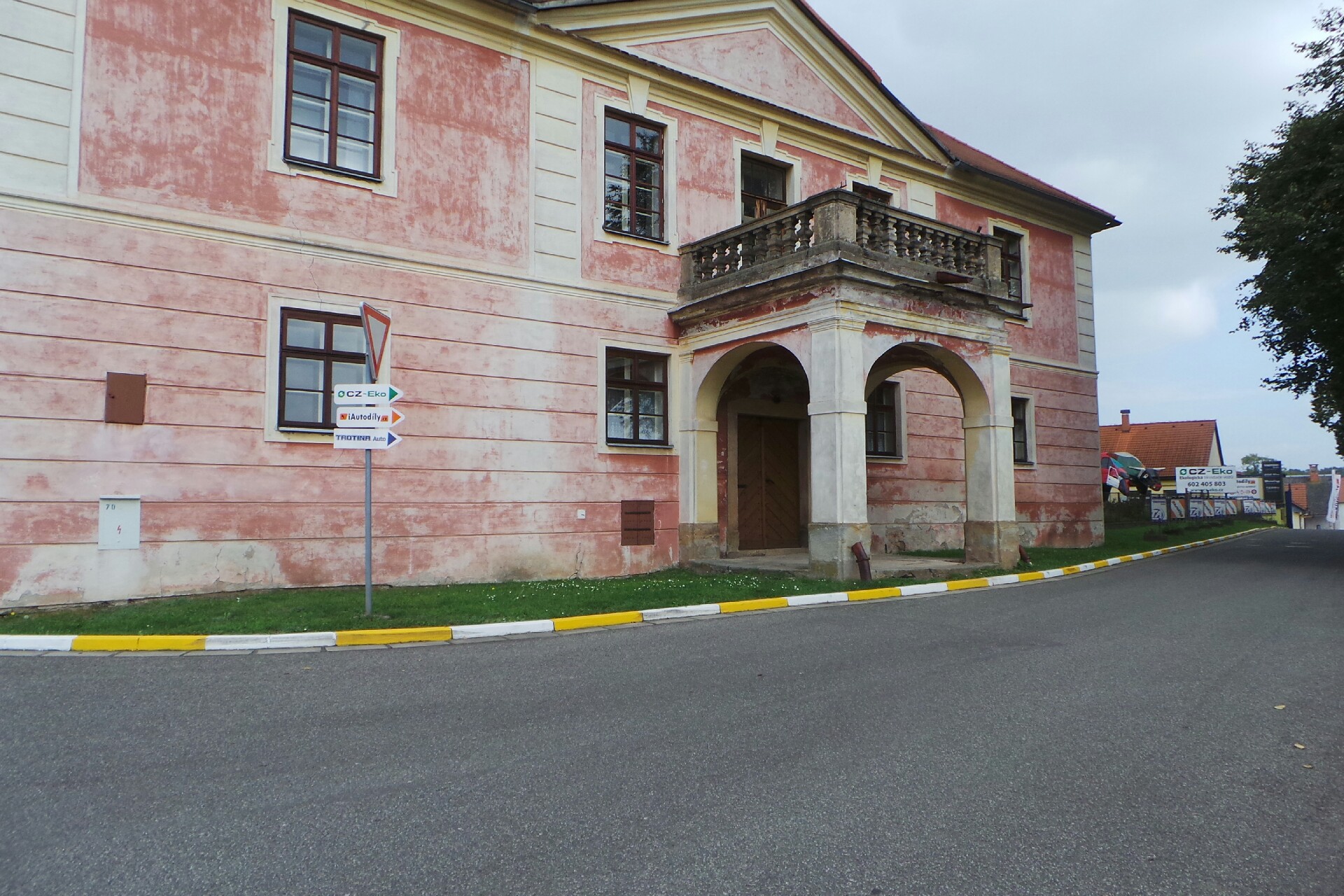 Římskokatolická farnost - děkanství Holohlavy