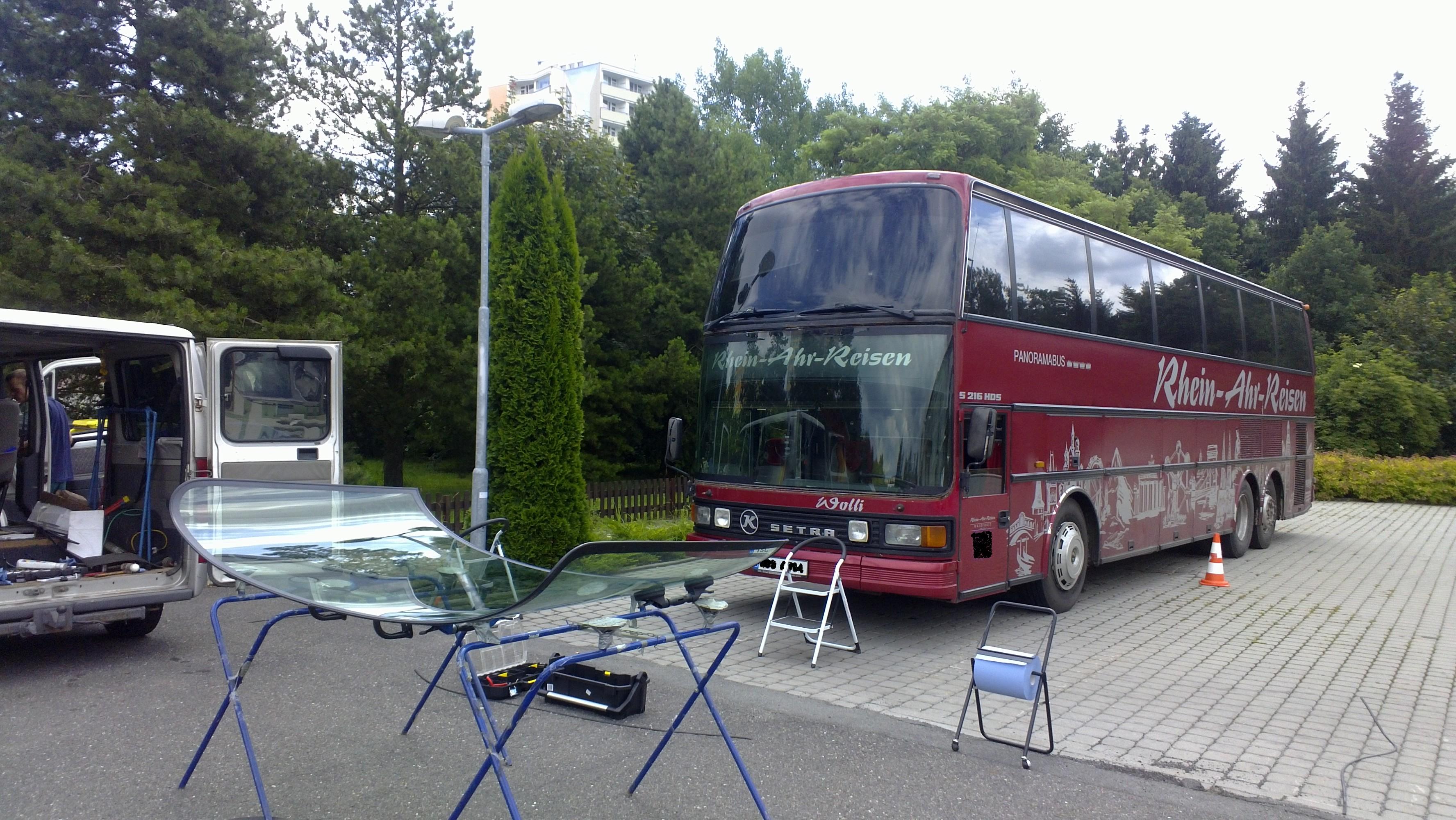 Autosklo Autofolie luma foto 3