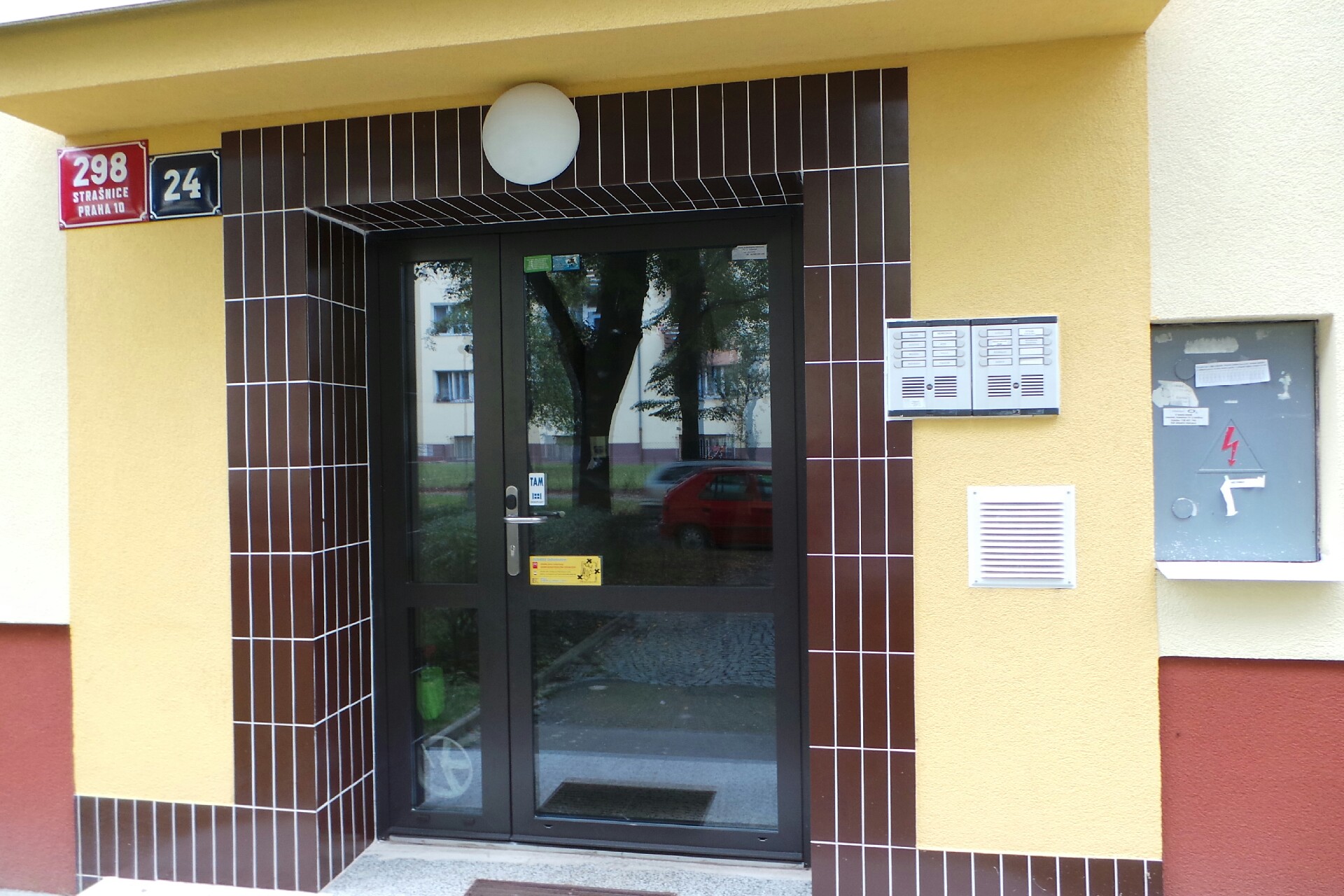 PhDr. Jaroslav Němeček