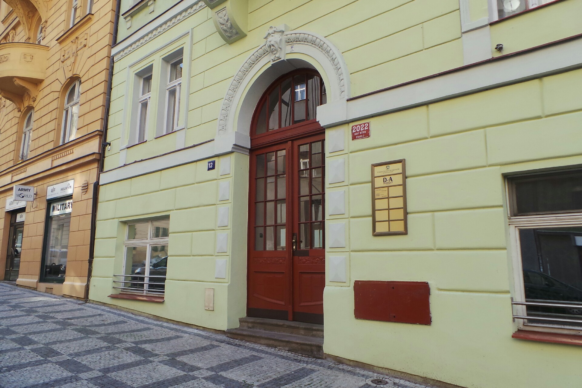 JUDr. Zuzana Smítková, Ph.D., advokátka