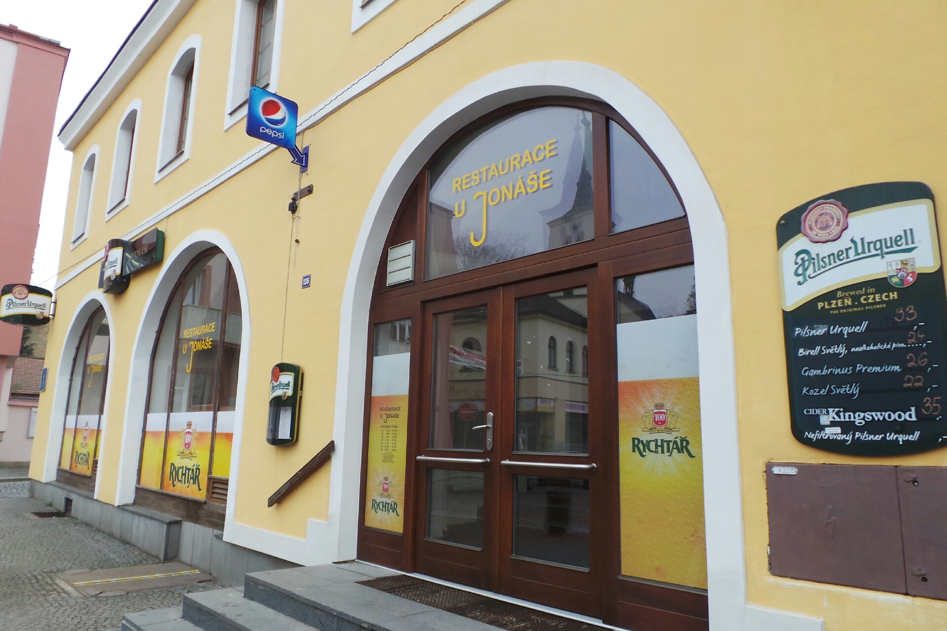 Restaurace U Jonáše foto 2
