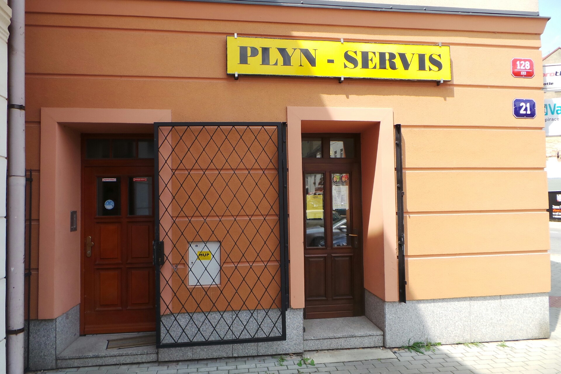 PLYN - SERVIS