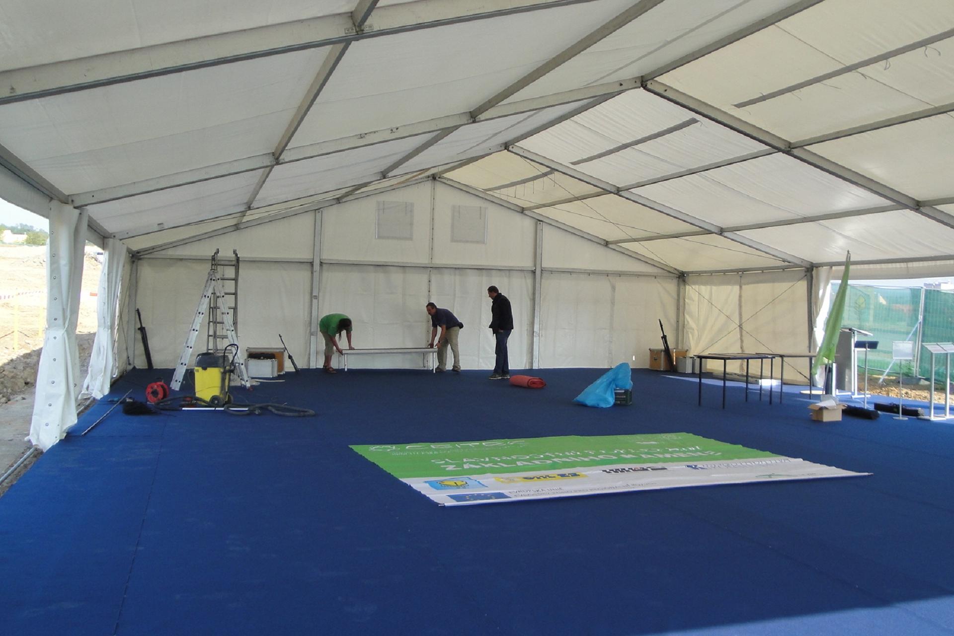 MVIA SUN | Párty stany