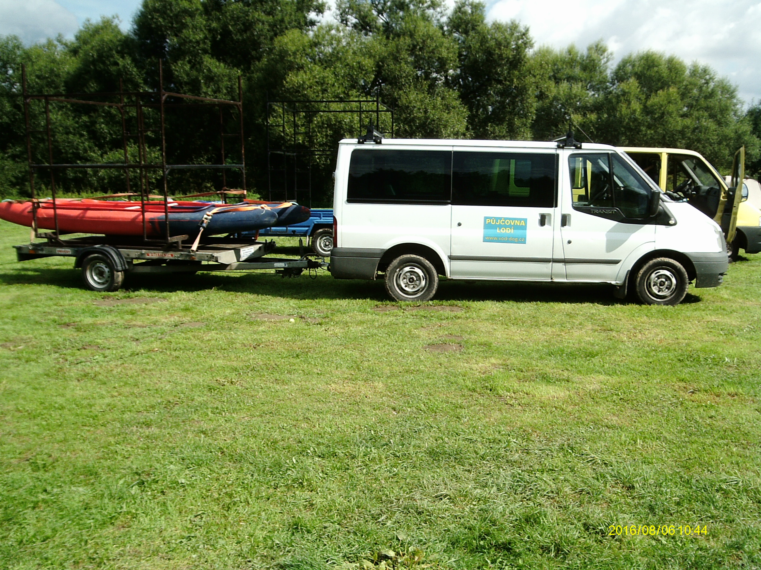 Vod - dog - půjčovna lodí - Berounka foto 3