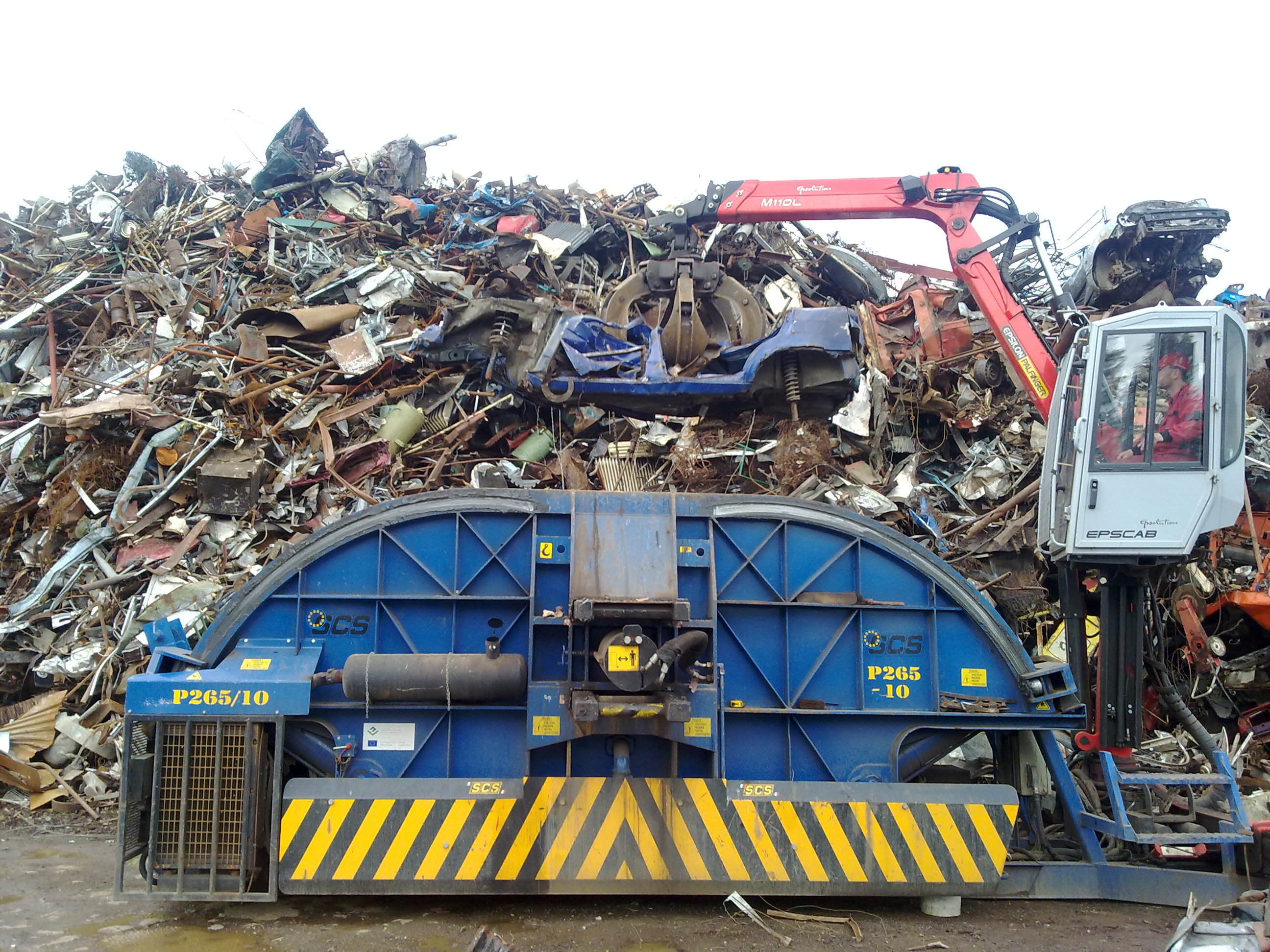 KIWEK METAL - Kovošrot, sběrné suroviny a autovrakoviště foto 2