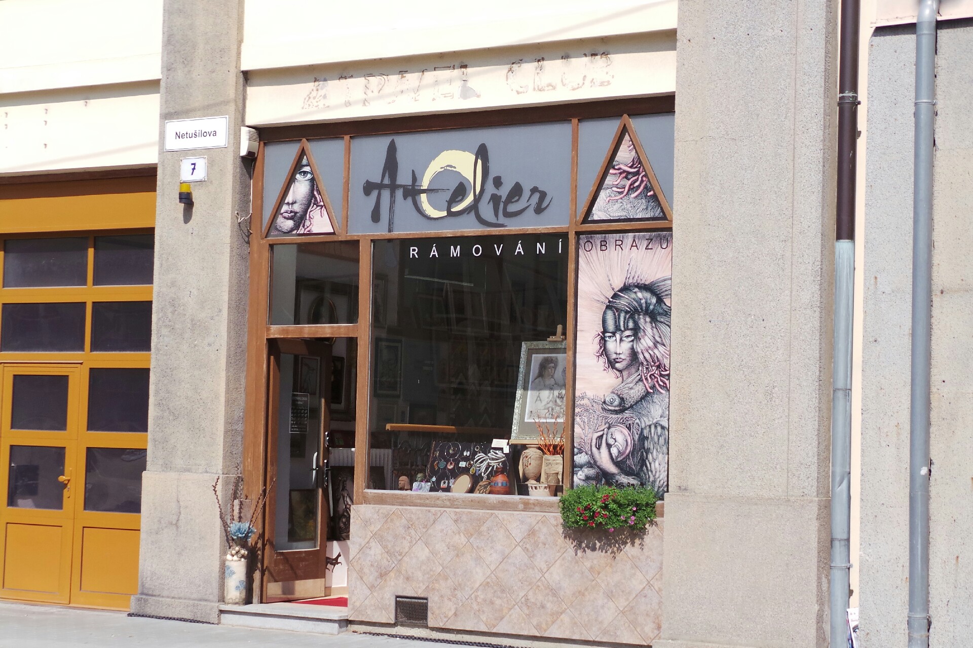 Renáta Lacinová - rámování obrazů