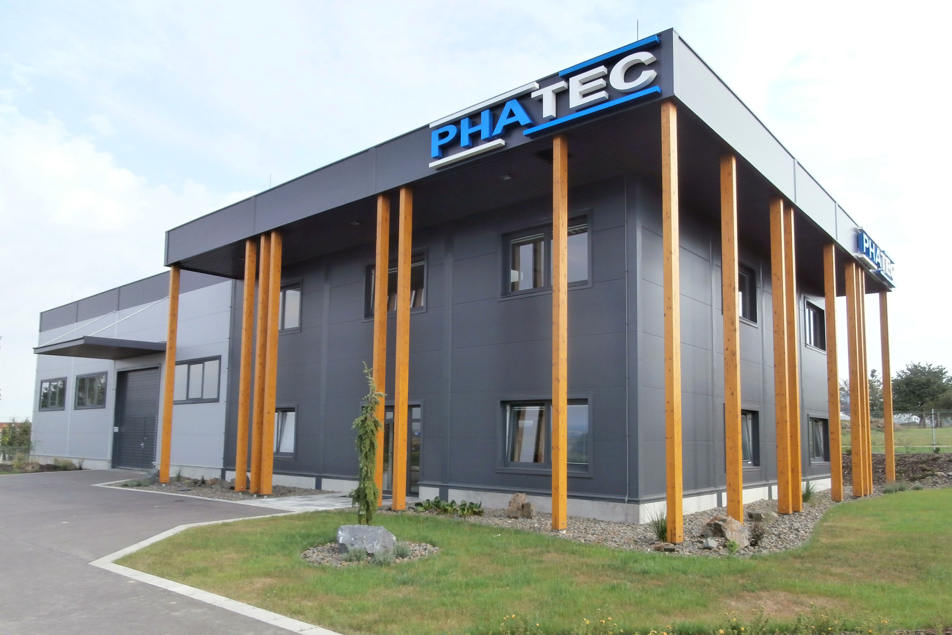 PHATEC, s.r.o.