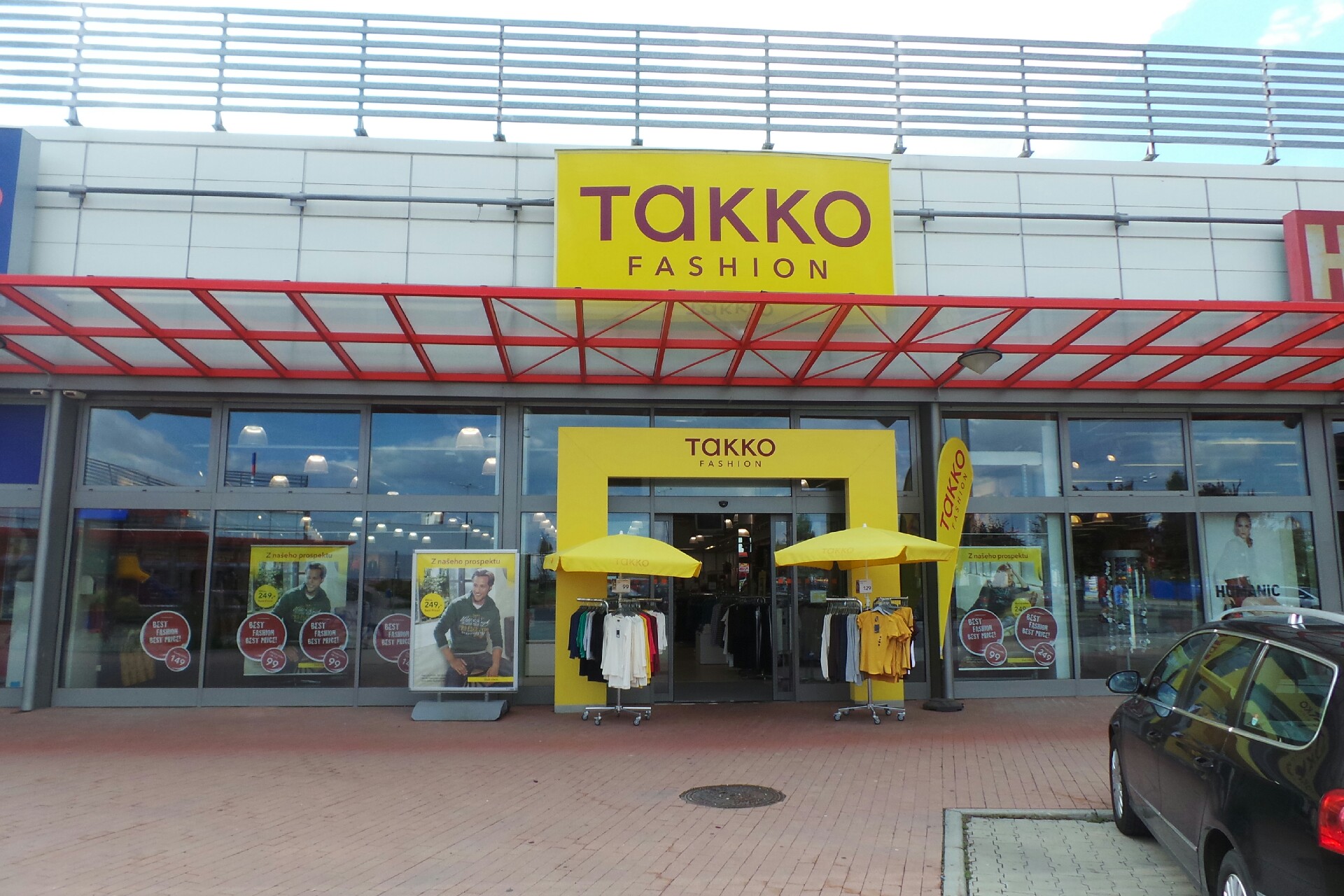 TAKKO FASHION