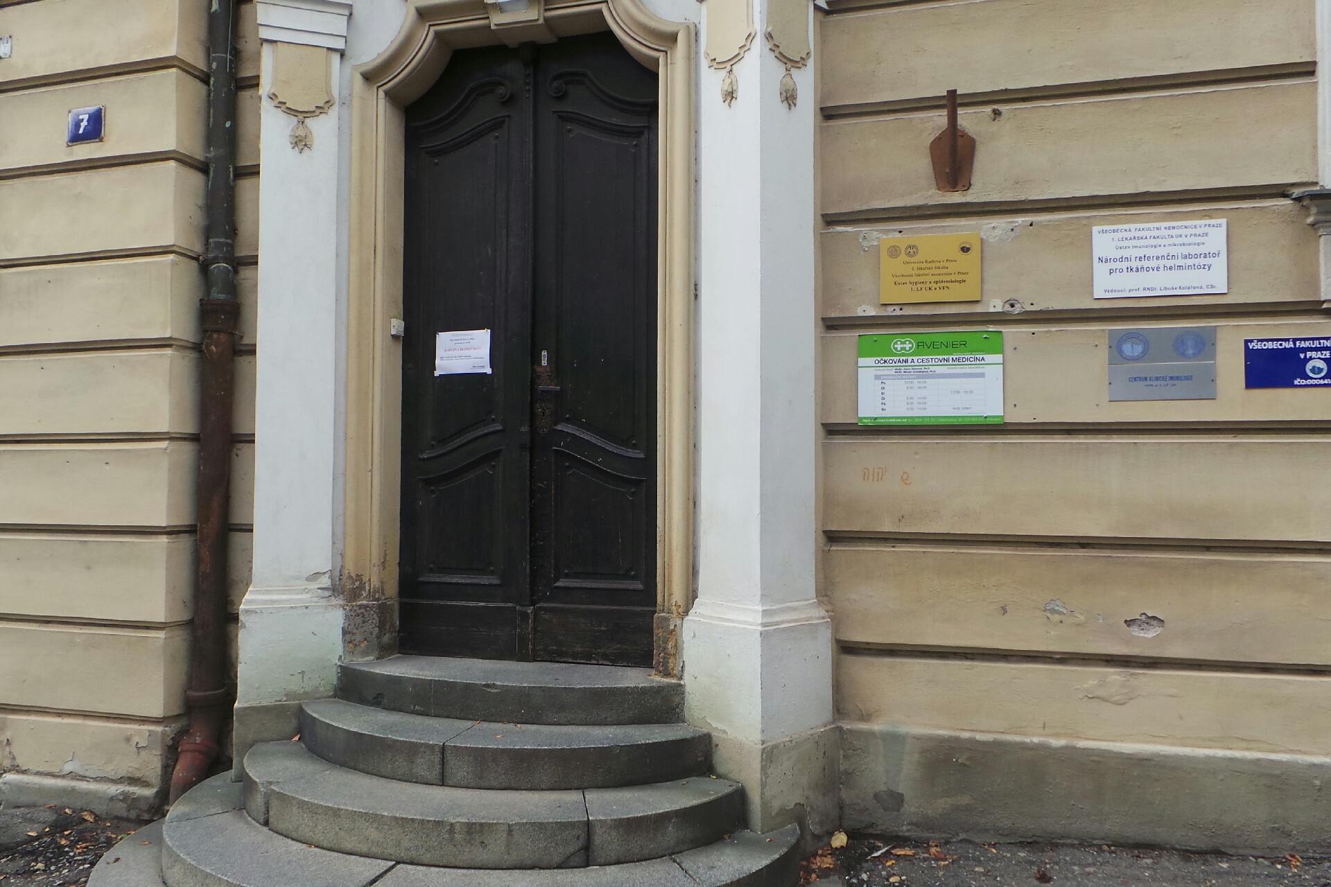 Ústav imunologie a mikrobiologie 1. LF - Univerzita Karlova