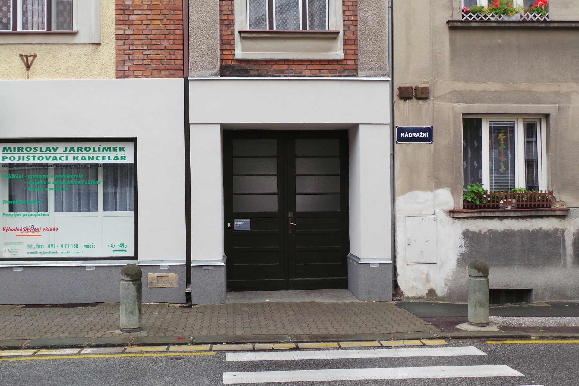 Lorenc - střechy, krovy, dřevostavby