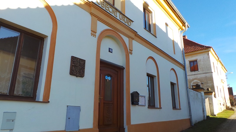 Soběnov - obecní úřad foto 2