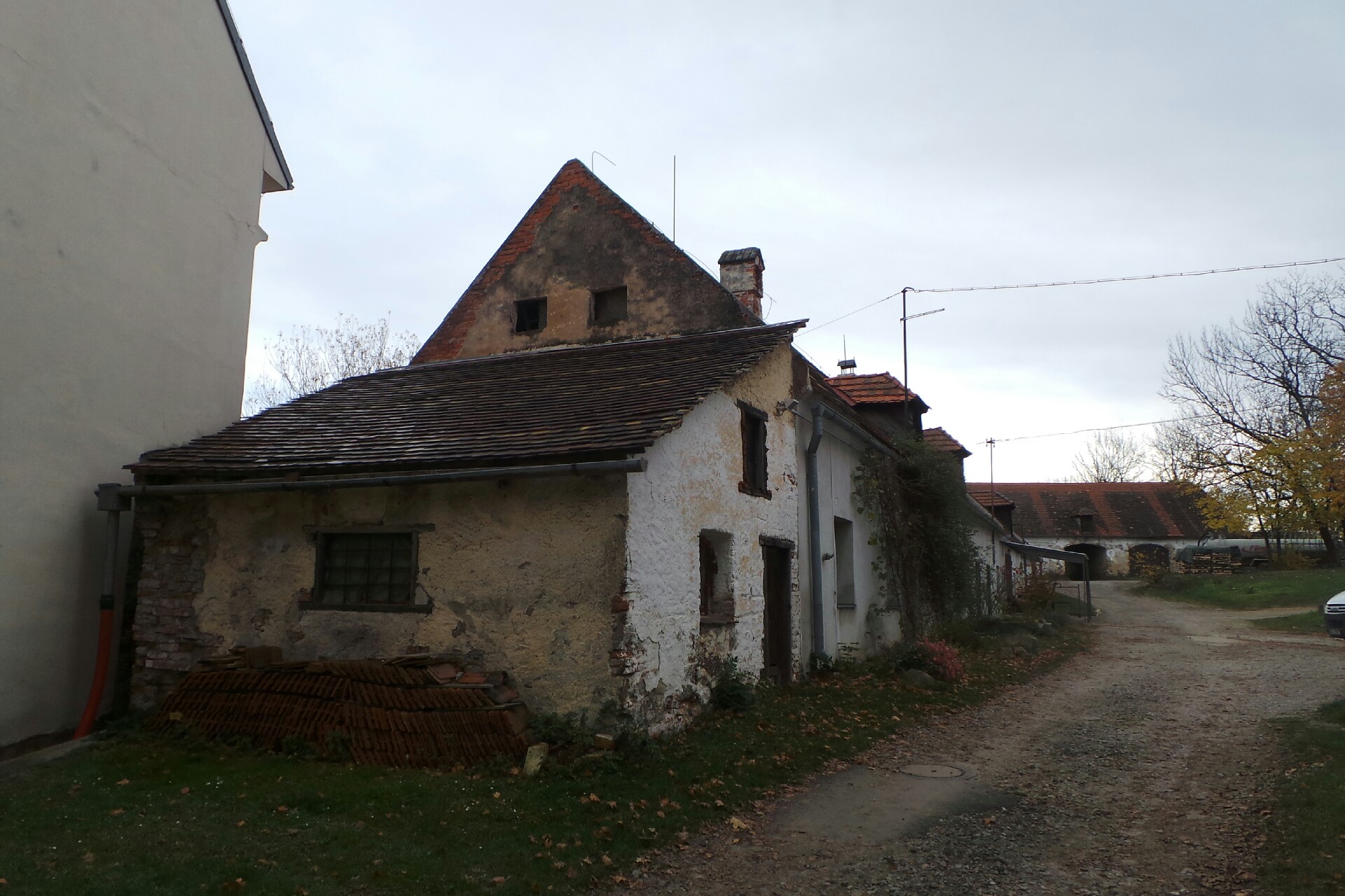 Římskokatolická farnost Hosín