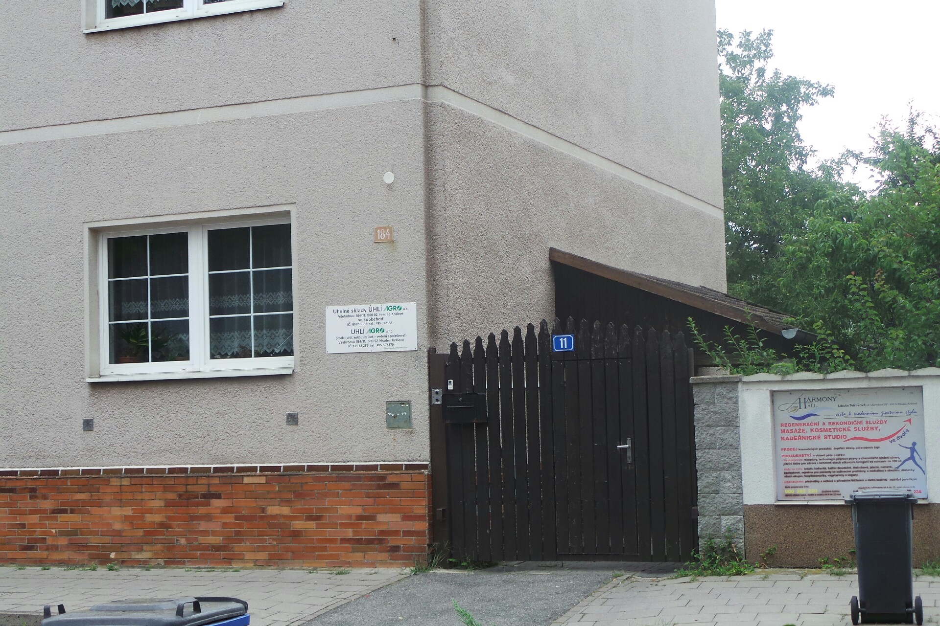 UHELNÉ SKLADY - UHLÍ AGRO, a.s.