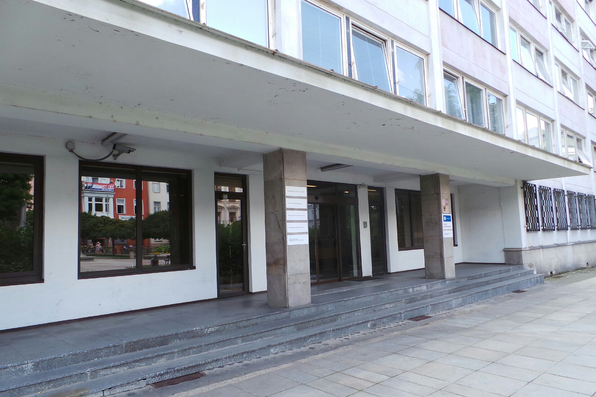 Policie ČR - Dálniční oddělení Řehlovice foto 2