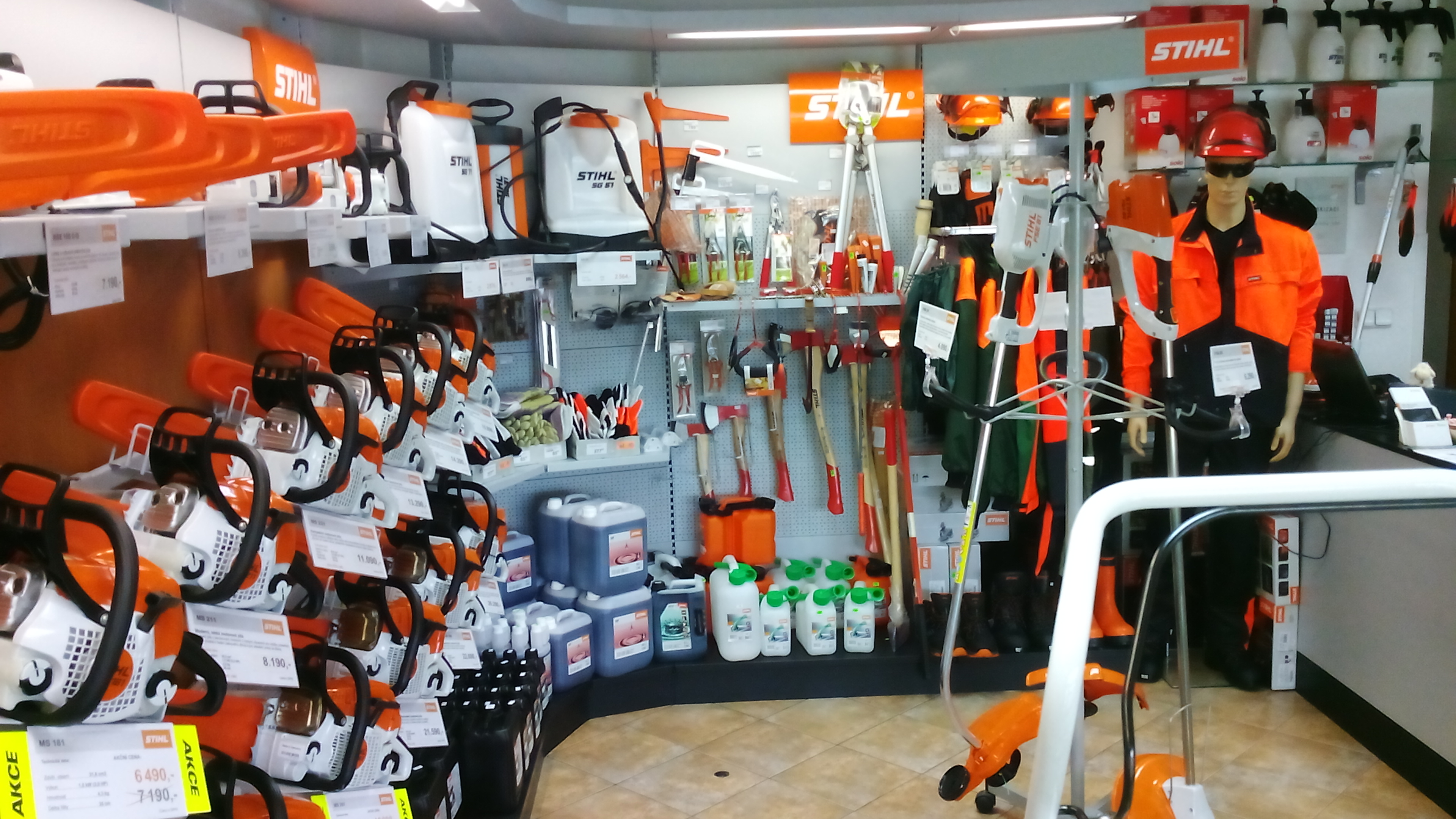 STIHL - Voříšek foto 2