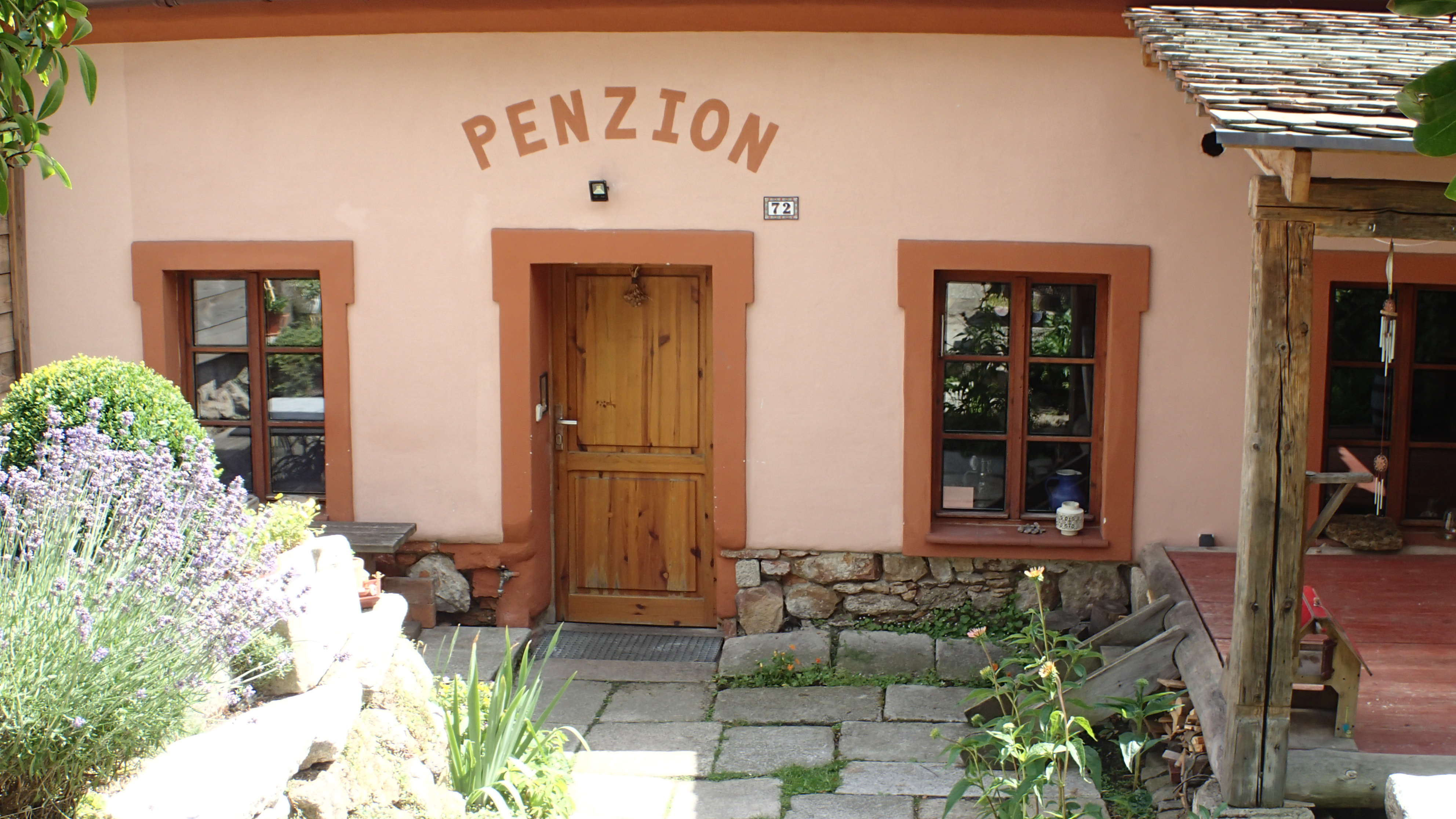 Otevřené krby - Tomáš Pikora