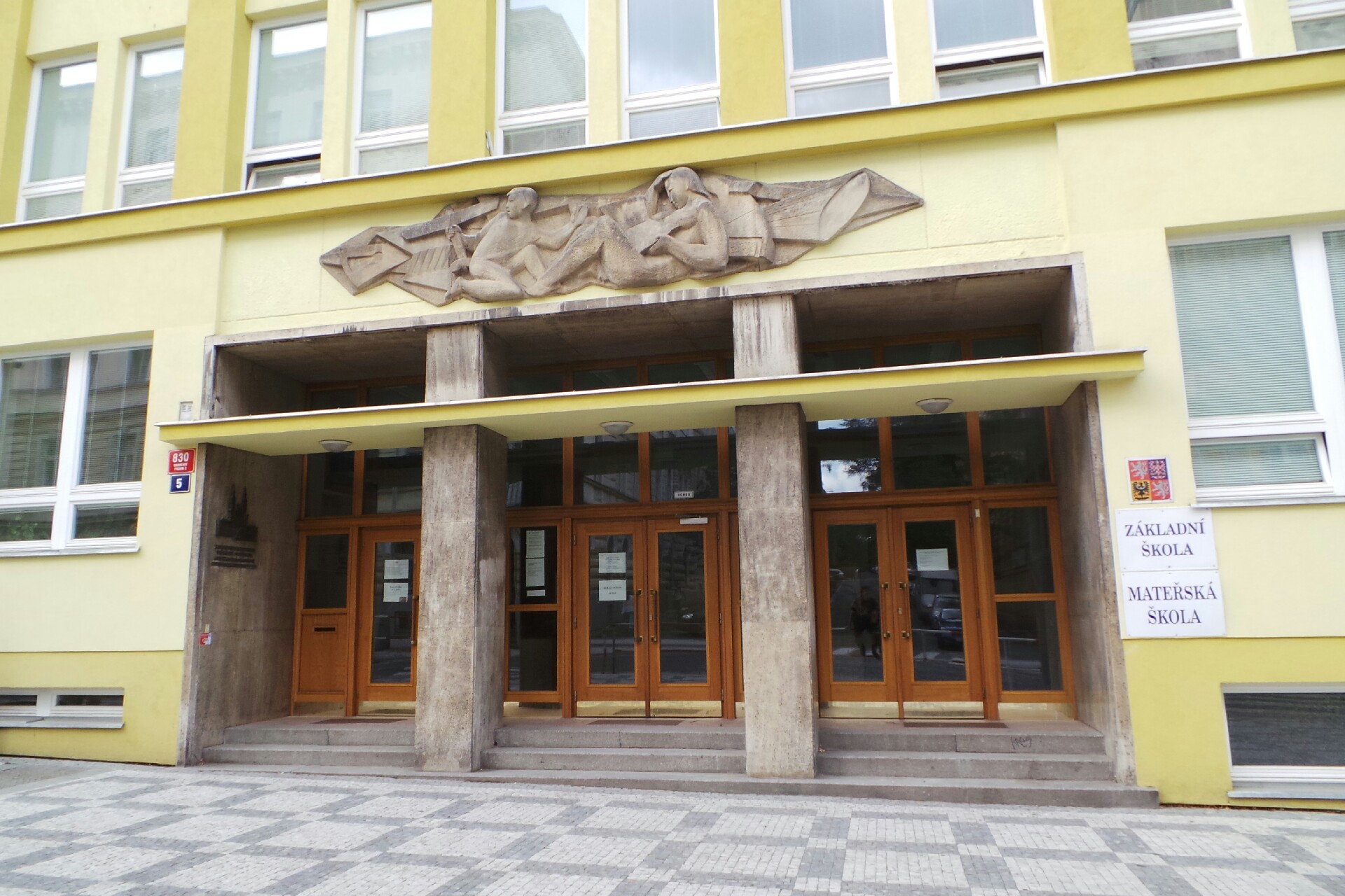 MŠ Trojlístek, Praha 2, Kladská 25 foto 3