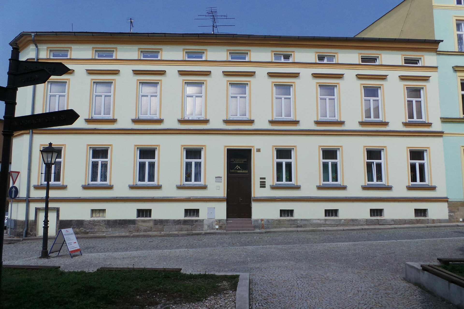 JUDr. Alena Schmidtová, advokátka