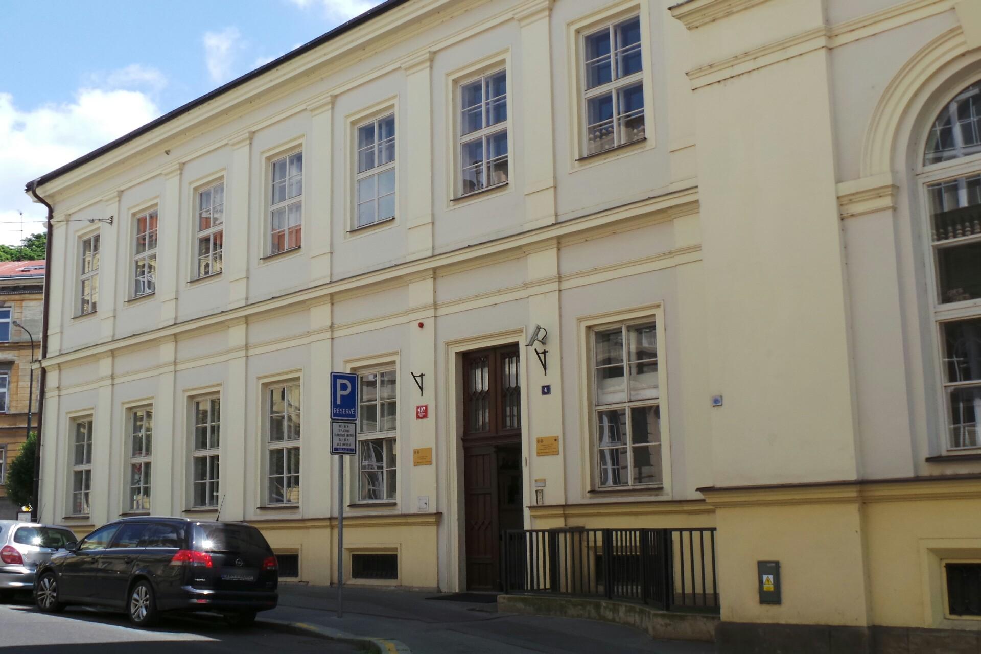 Ústav dějin lékařství a cizích jazyků 1. LF - Univerzita Karlova