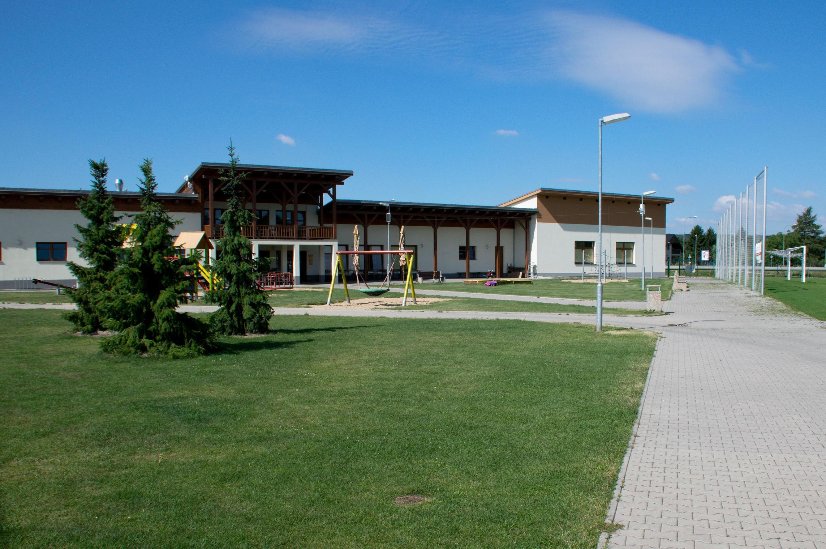 Sportovní areál Horní Počaply