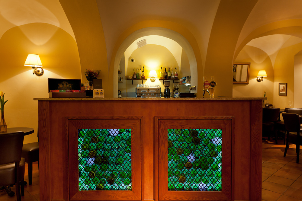 Restaurace U Zlatých nůžek foto 3