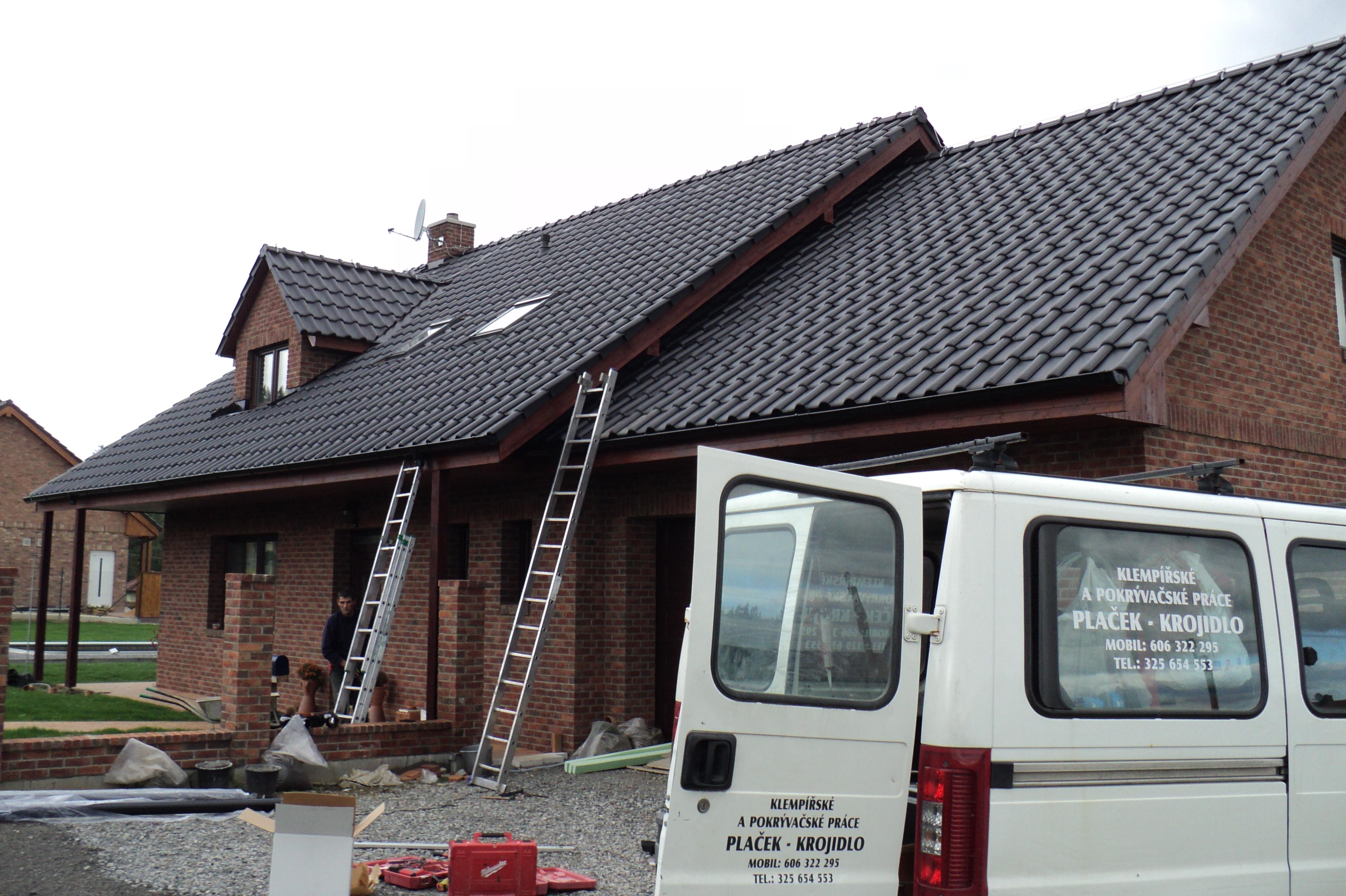 Plaček - Krojidlo - Střechy na klíč