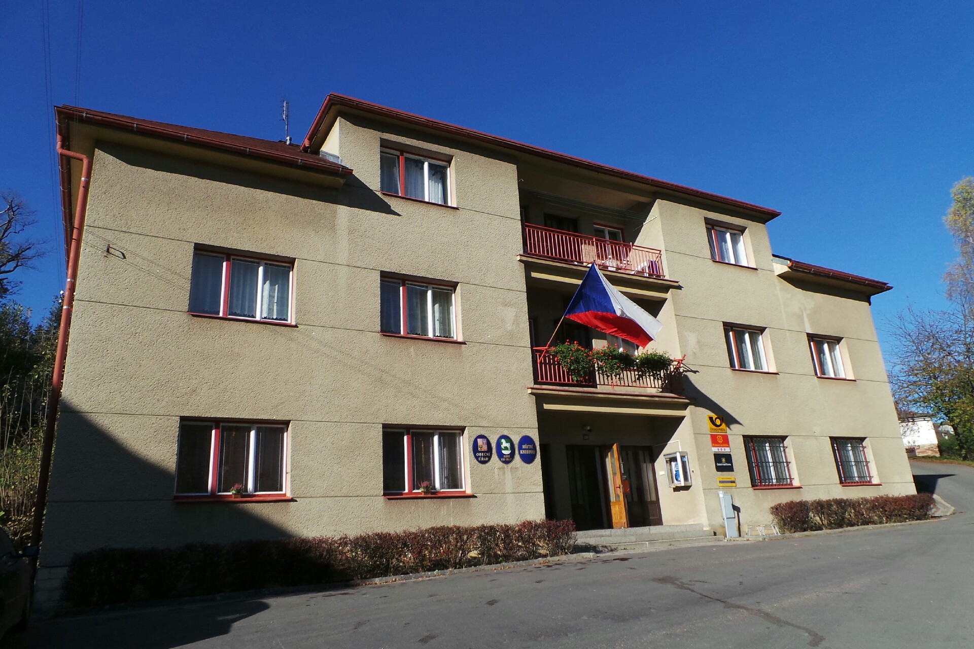 Jamné nad Orlicí - obecní úřad foto 1