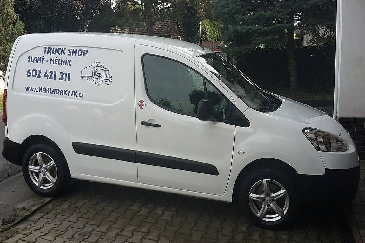 Vratislav Kulhánek - Truck shop