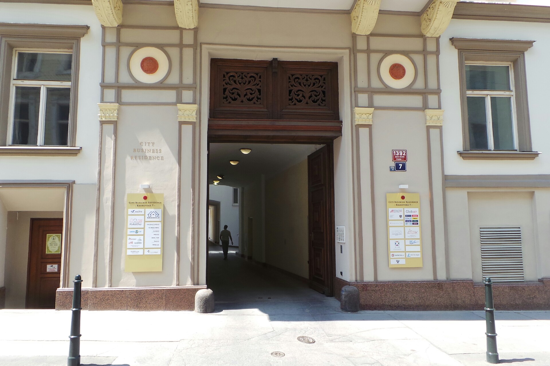 Mgr. Michal Zahradník, advokát