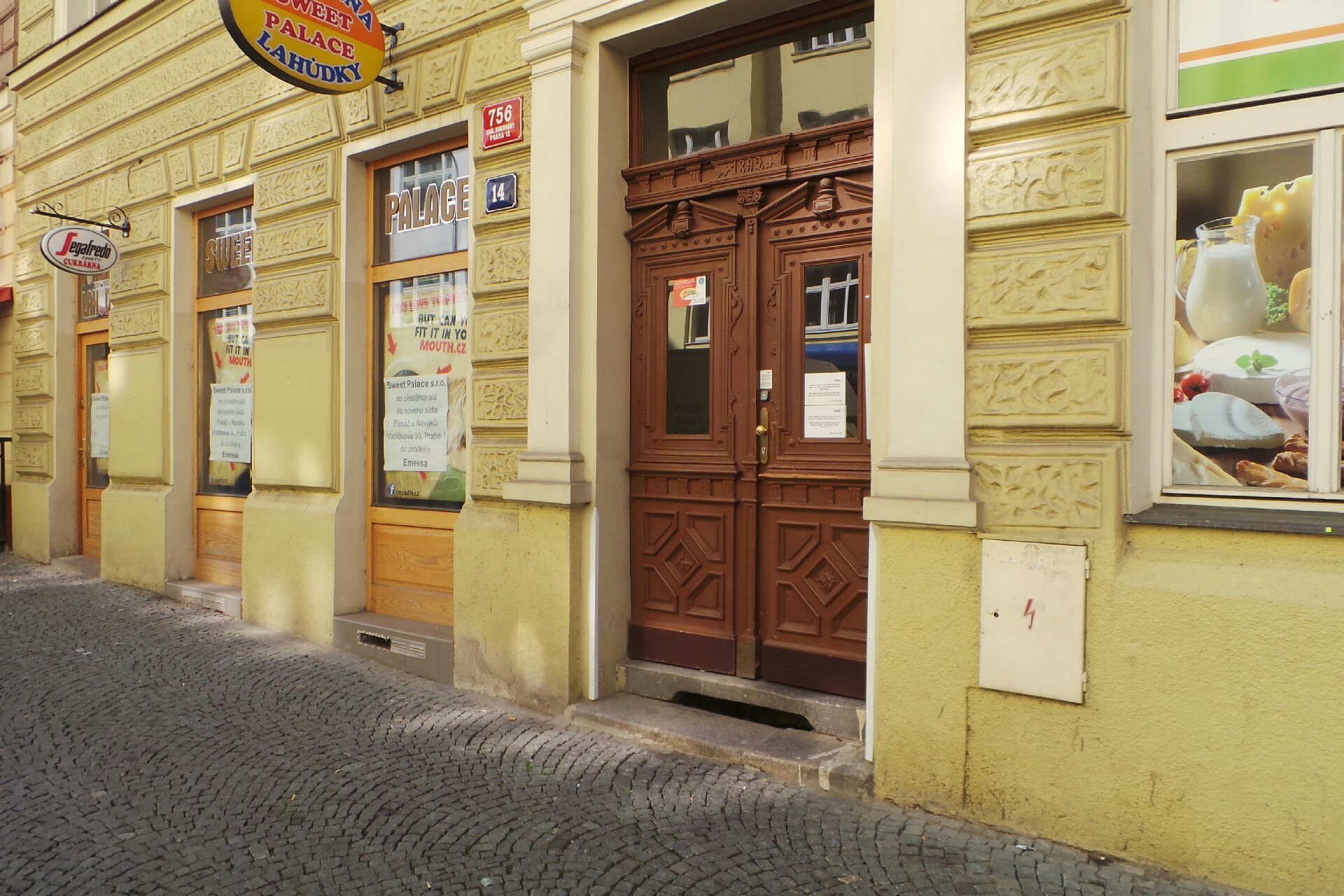 Mgr. Anna Jirotková, advokát