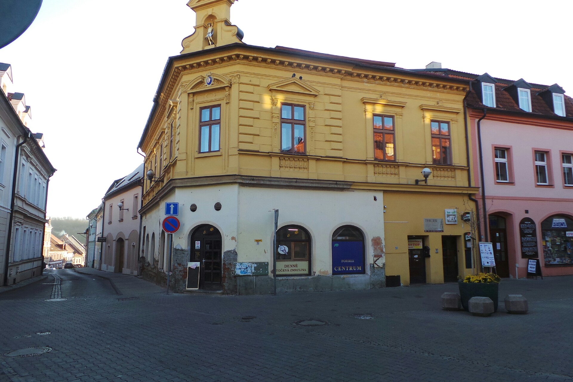 Realitní kancelář Hrůza