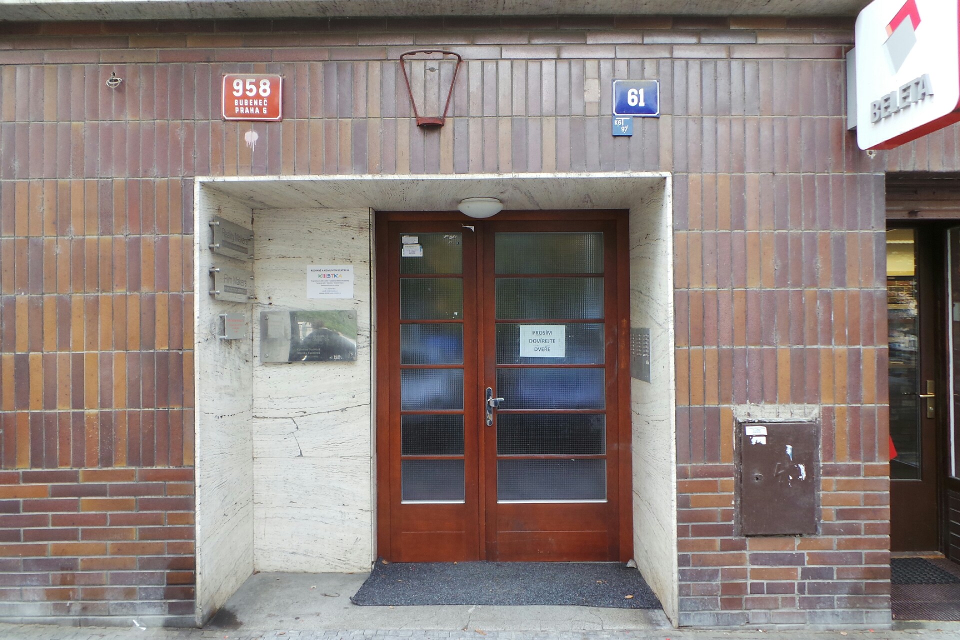 PhDr.Patricie Anzari, CSc.